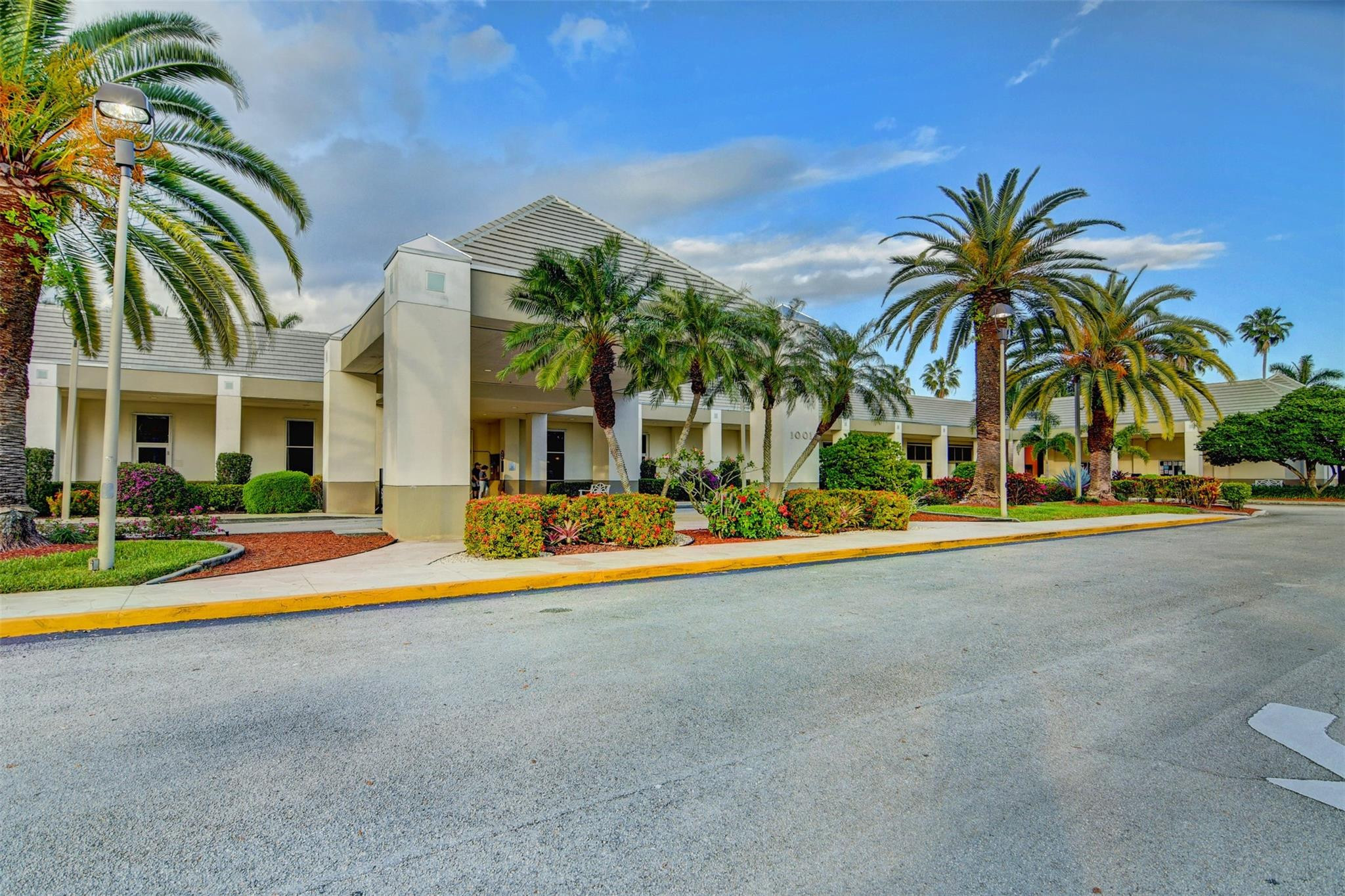 1503 Cayman Way Unit: B4