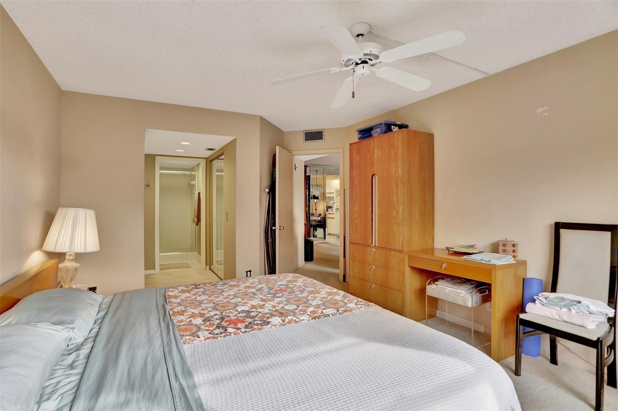 1503 Cayman Way Unit: B4