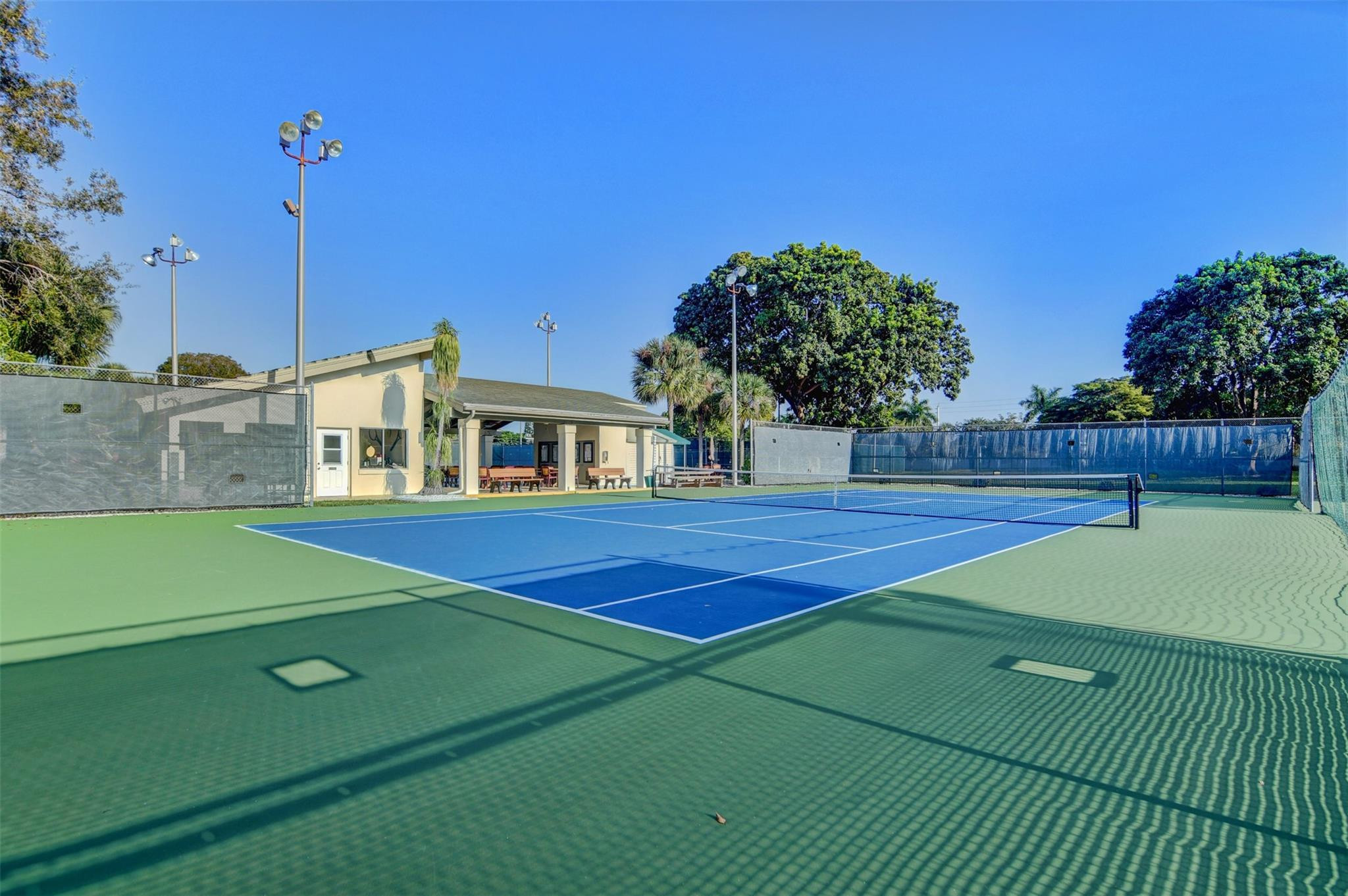 1503 Cayman Way Unit: B4