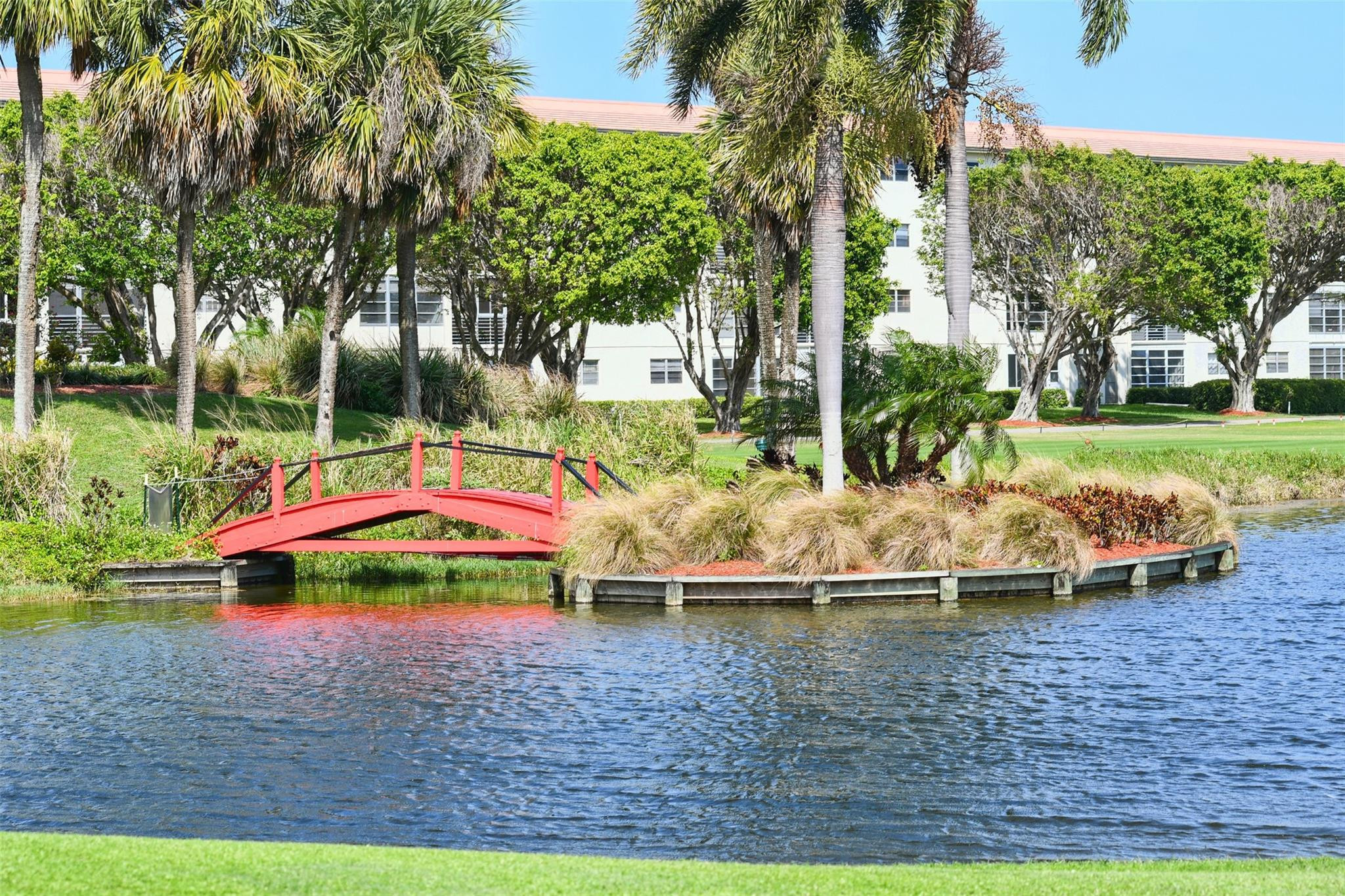 1503 Cayman Way Unit: B4