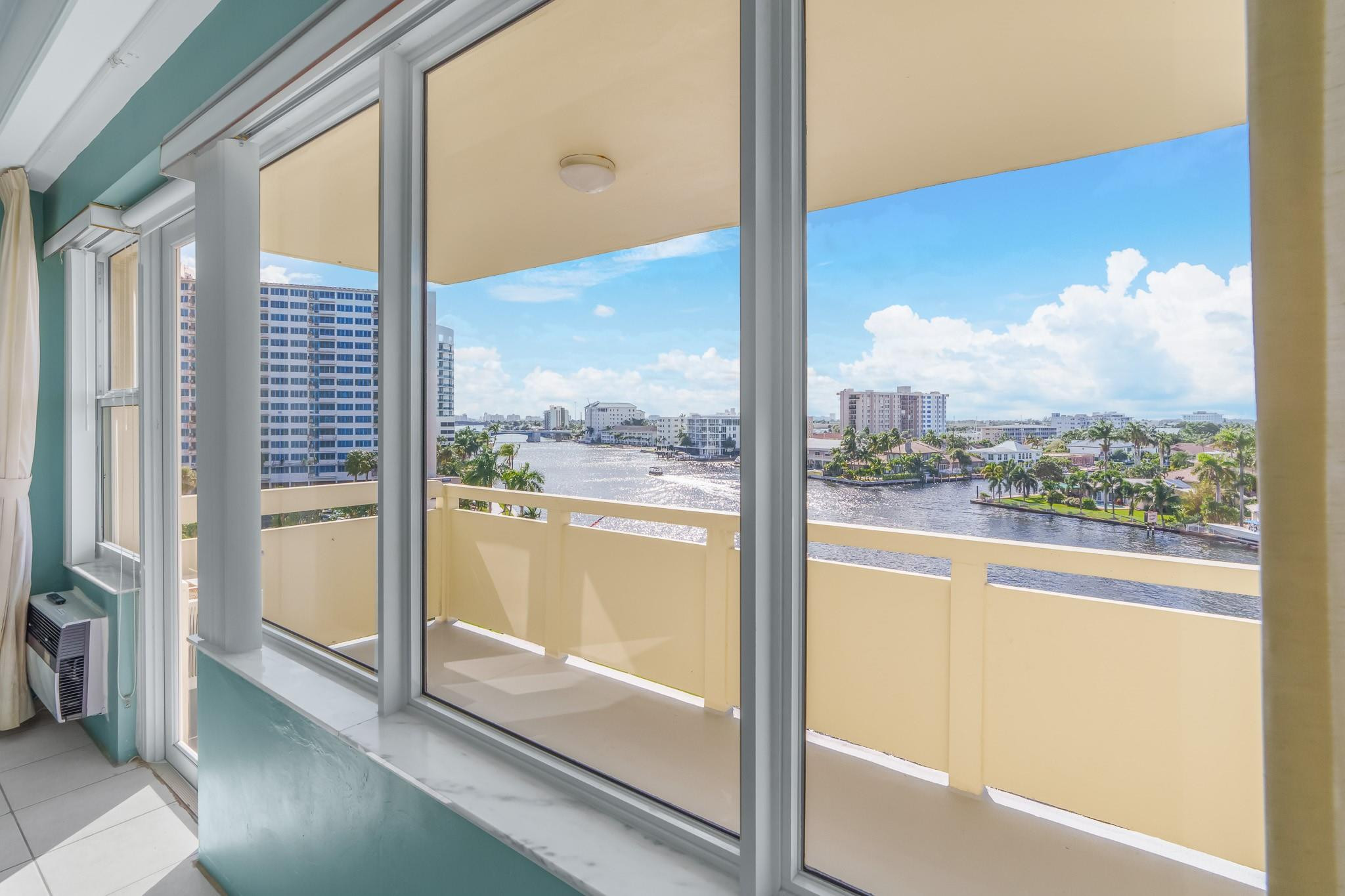 3200 NE 36th Street 607