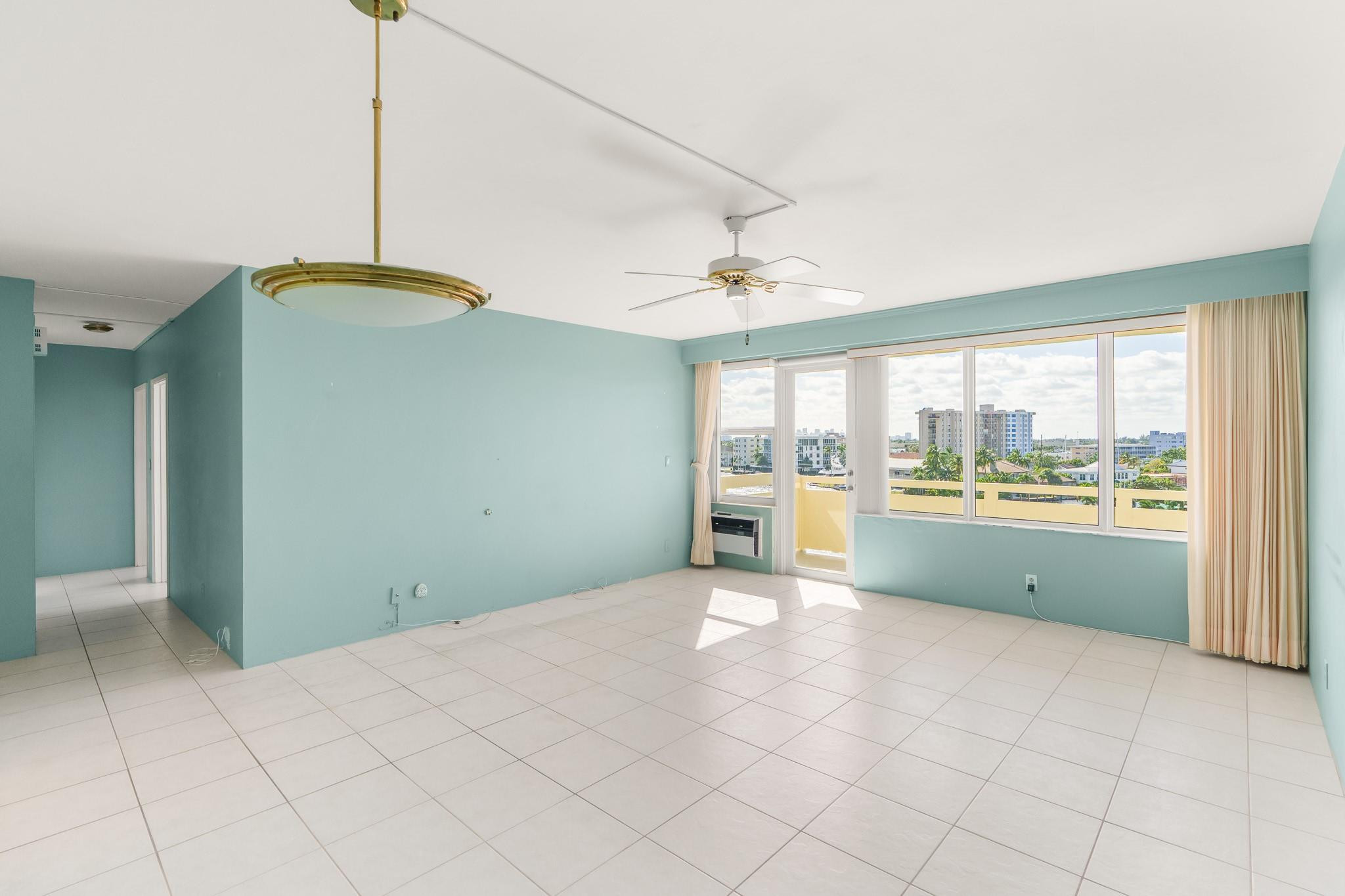 3200 NE 36th Street 607