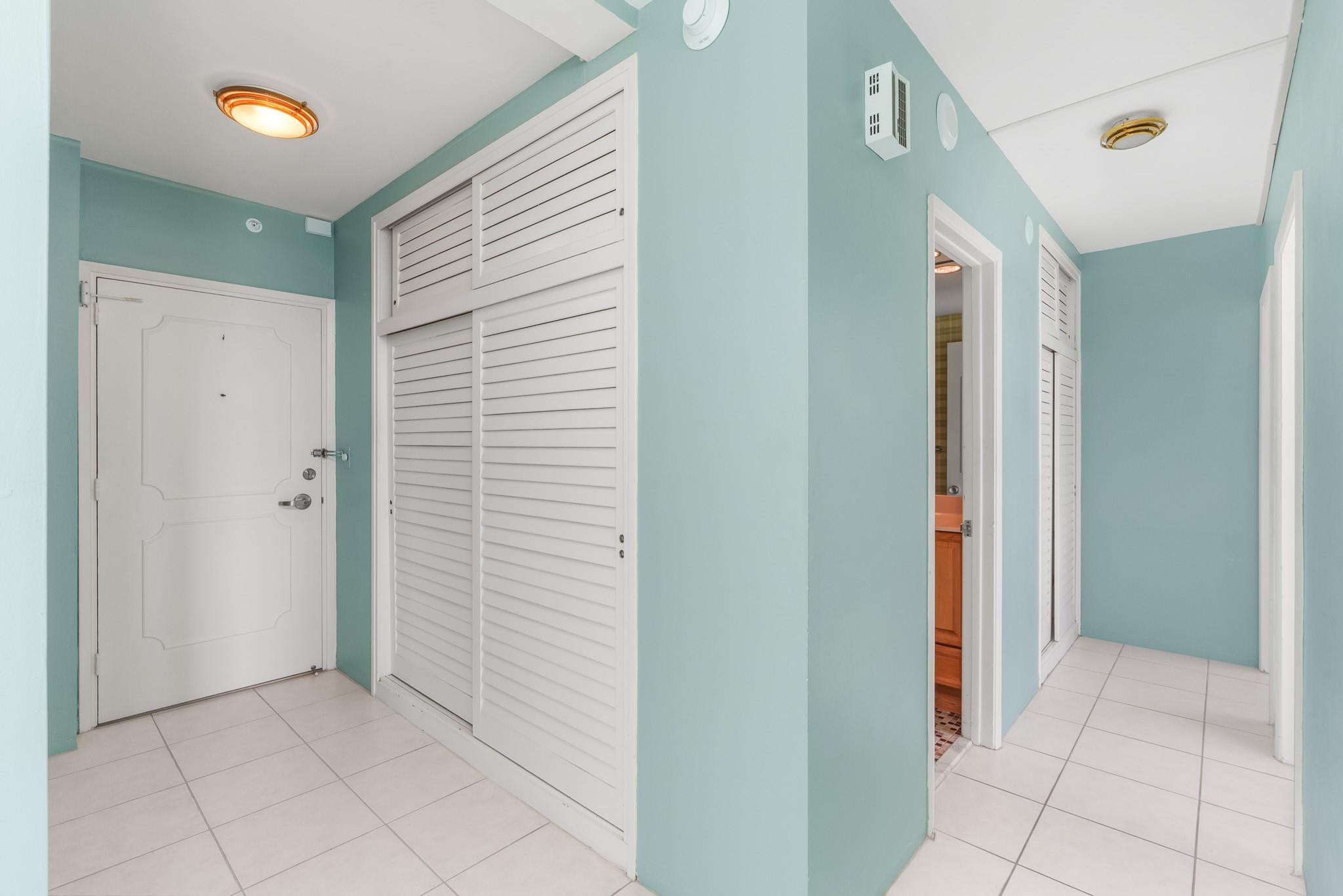 3200 NE 36th Street 607