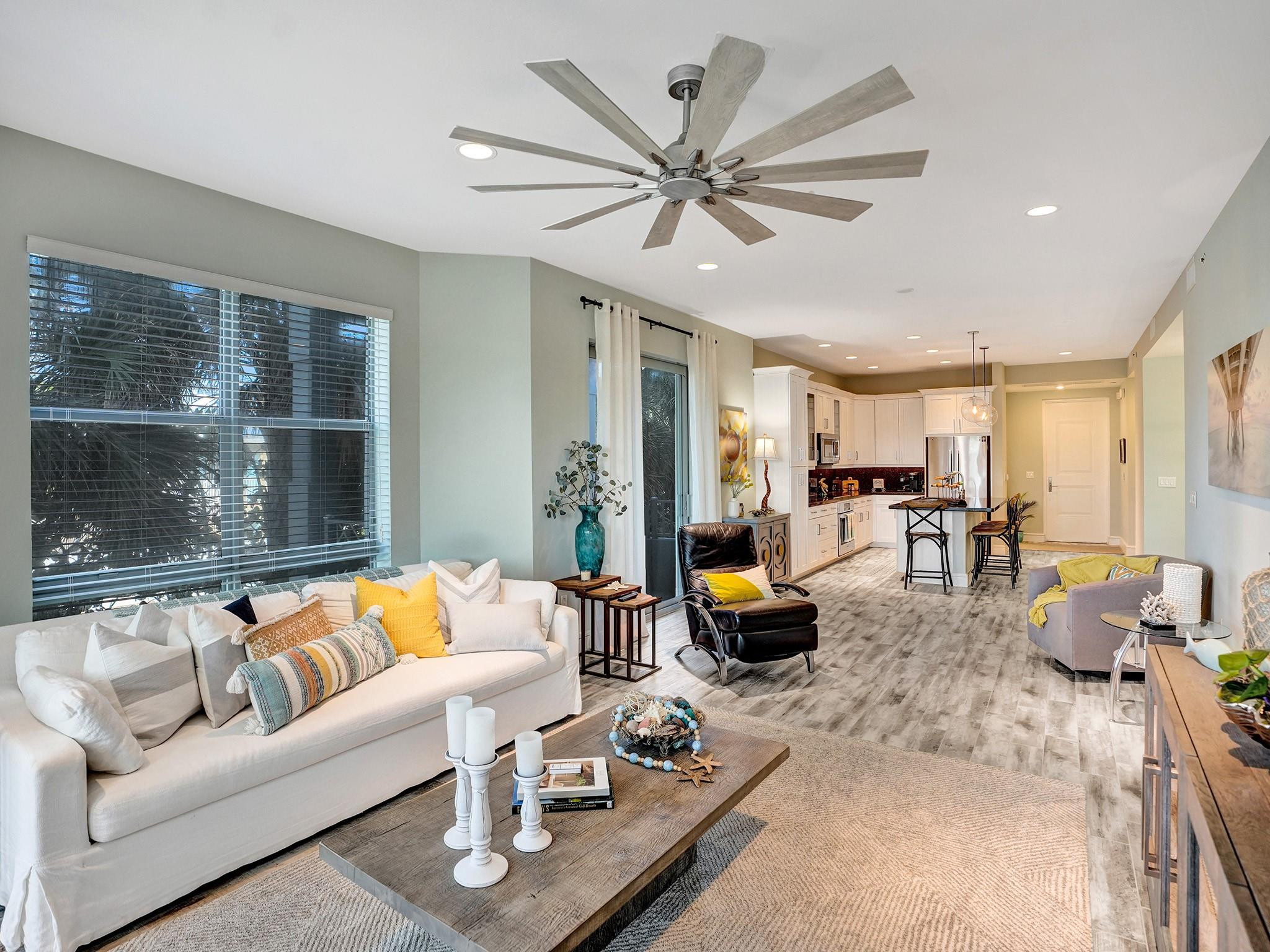 4511 El Mar Drive 210, Lauderdale-By-The-Sea Unit: 210