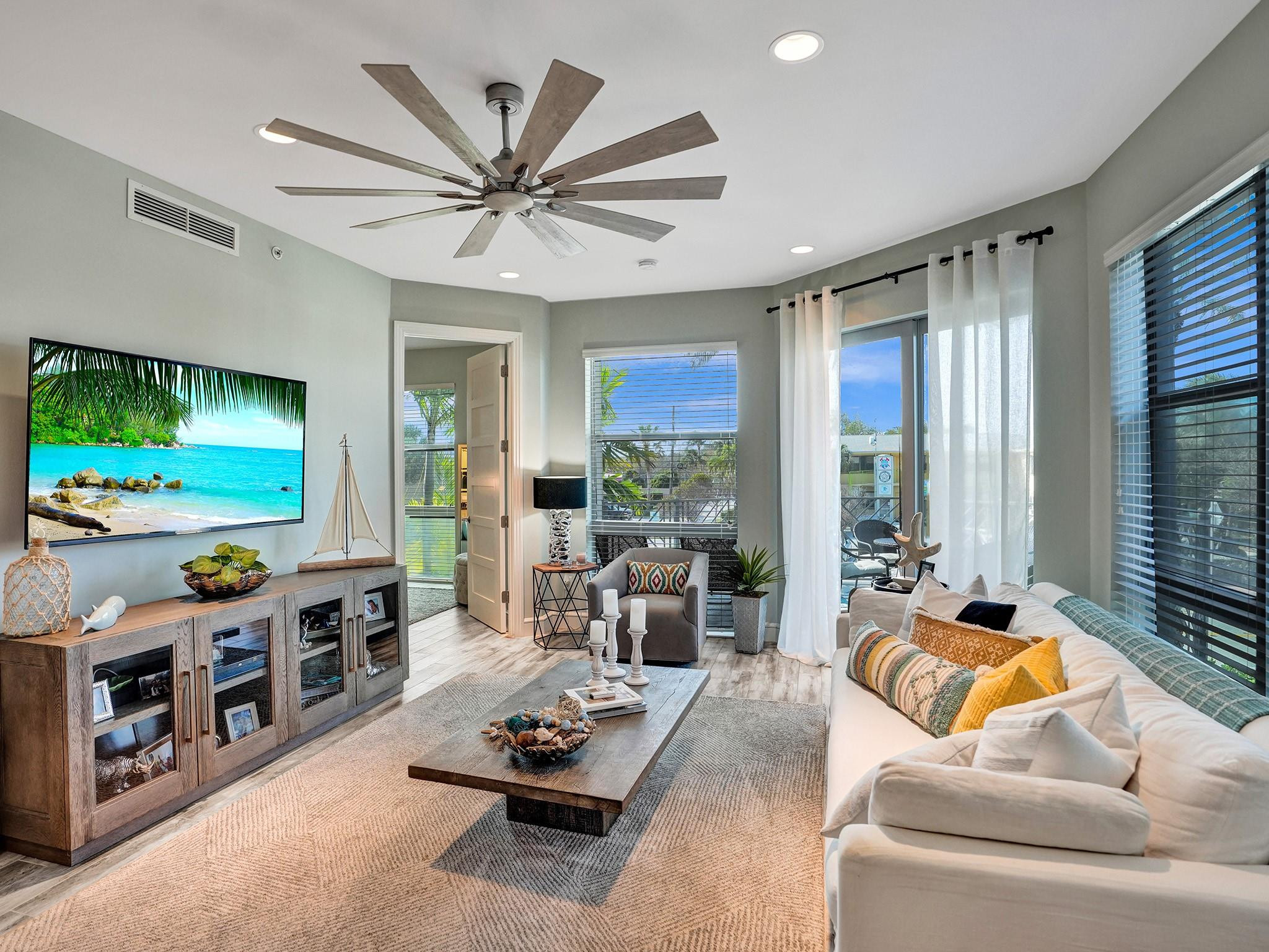 4511 El Mar Drive 210, Lauderdale-By-The-Sea Unit: 210