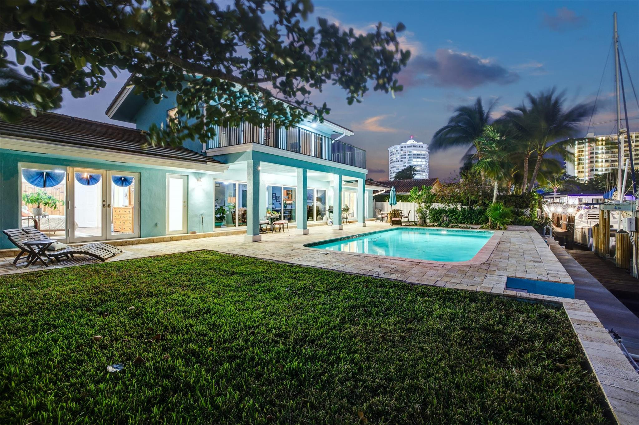 2036 Ocean Mist Dr