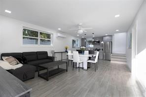 4558 Bougainvilla Dr