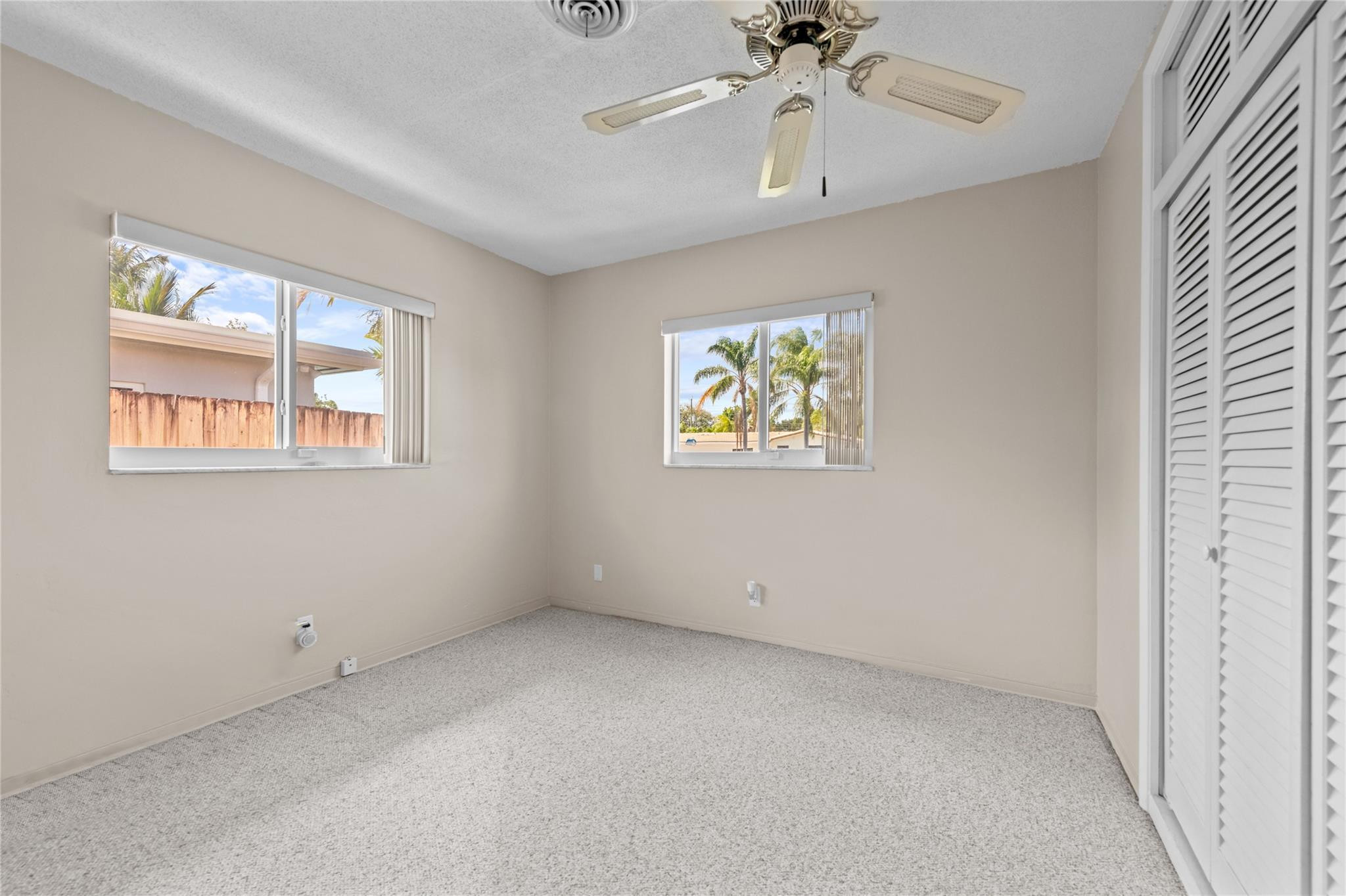 1471 NE 54th Street