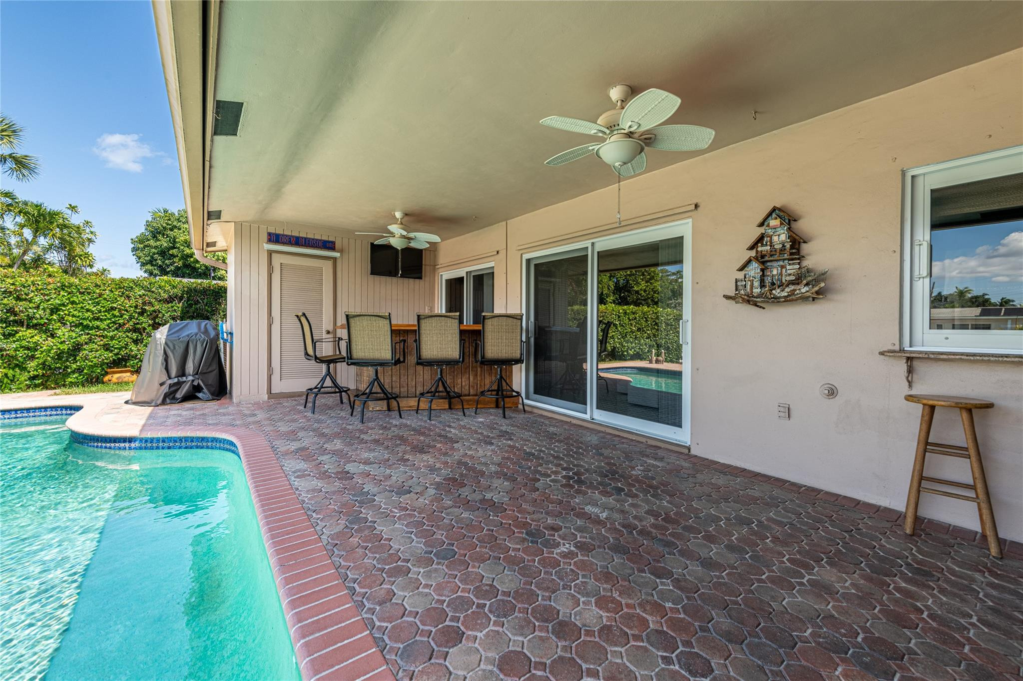 1471 NE 54th Street
