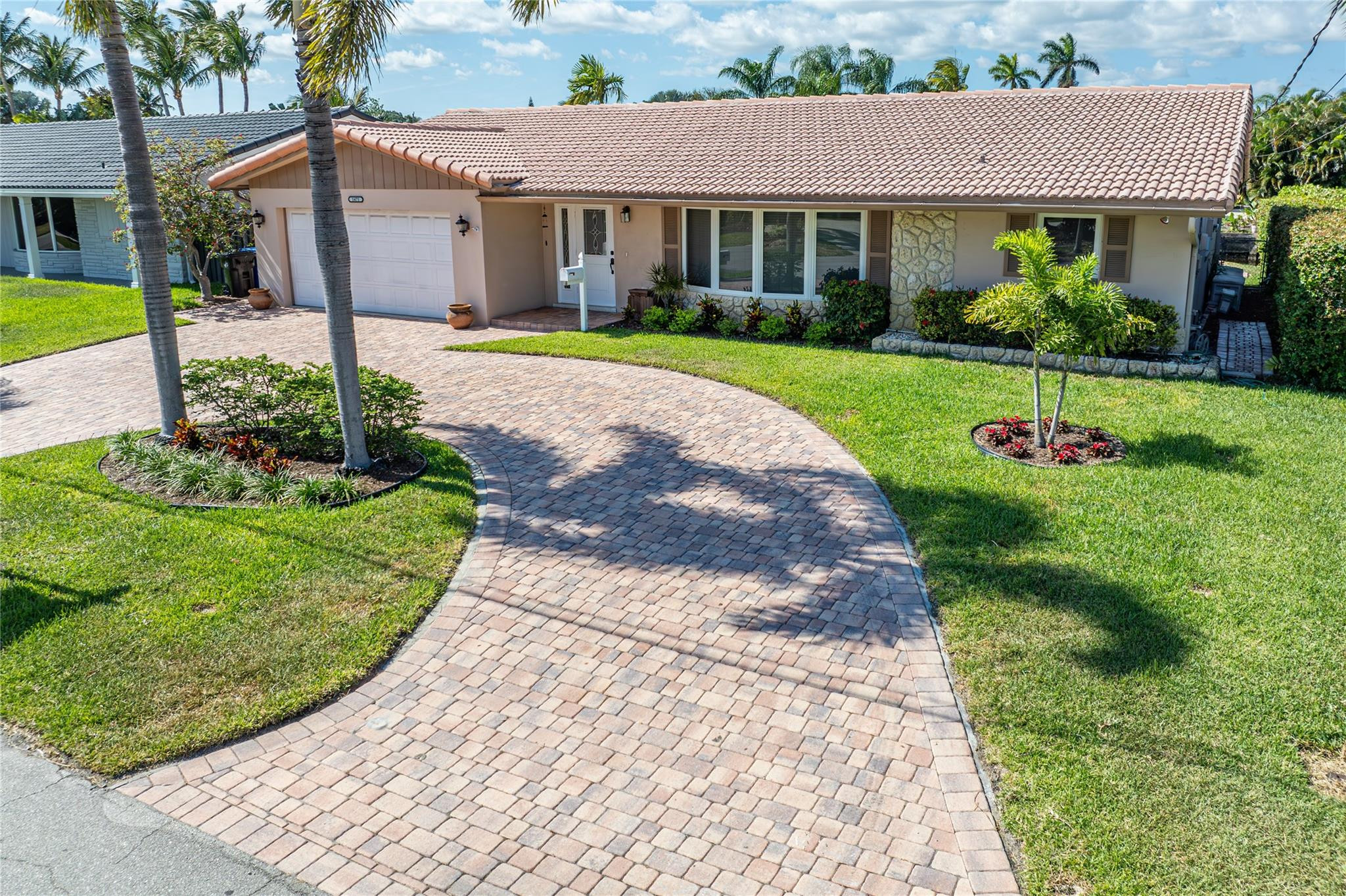 1471 NE 54th Street
