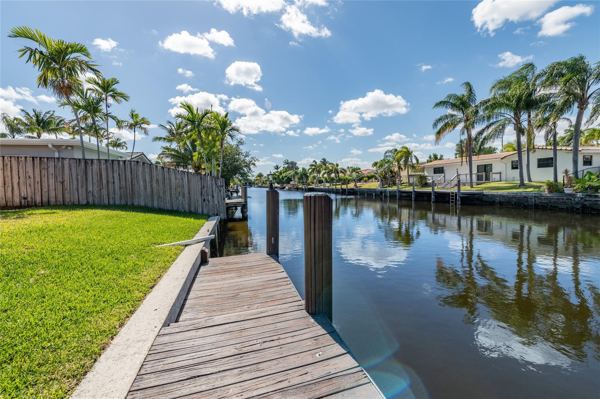 1471 NE 54th Street