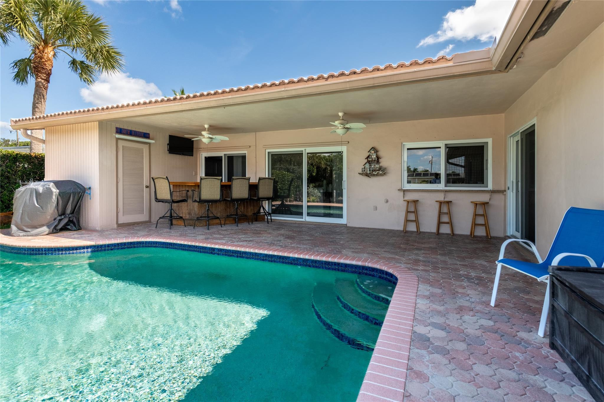 1471 NE 54th Street