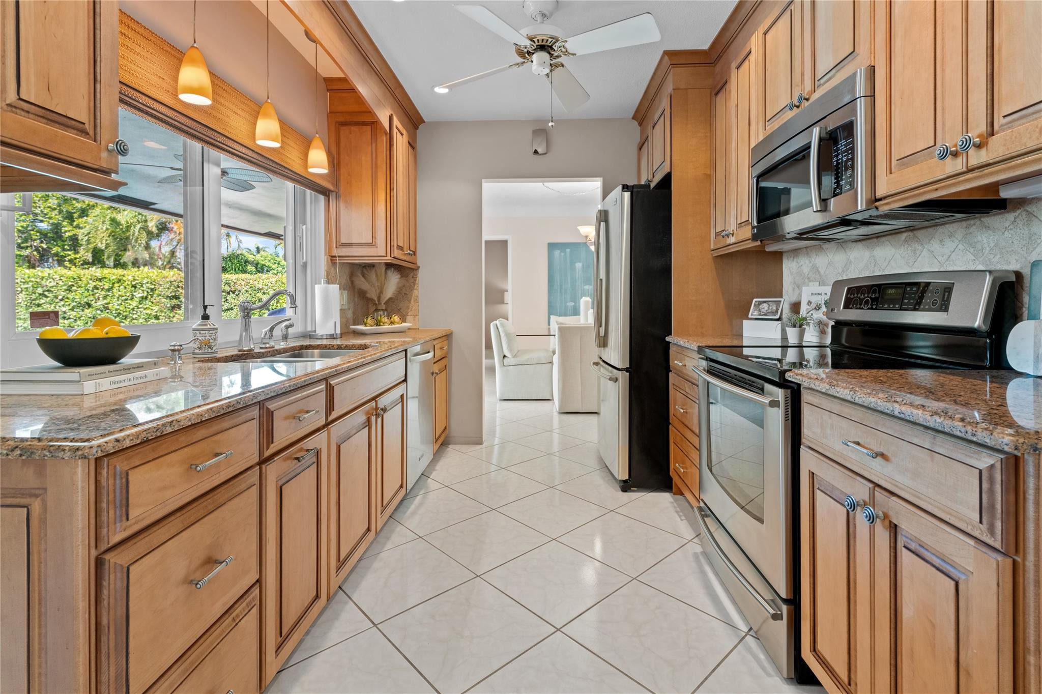 1471 NE 54th Street