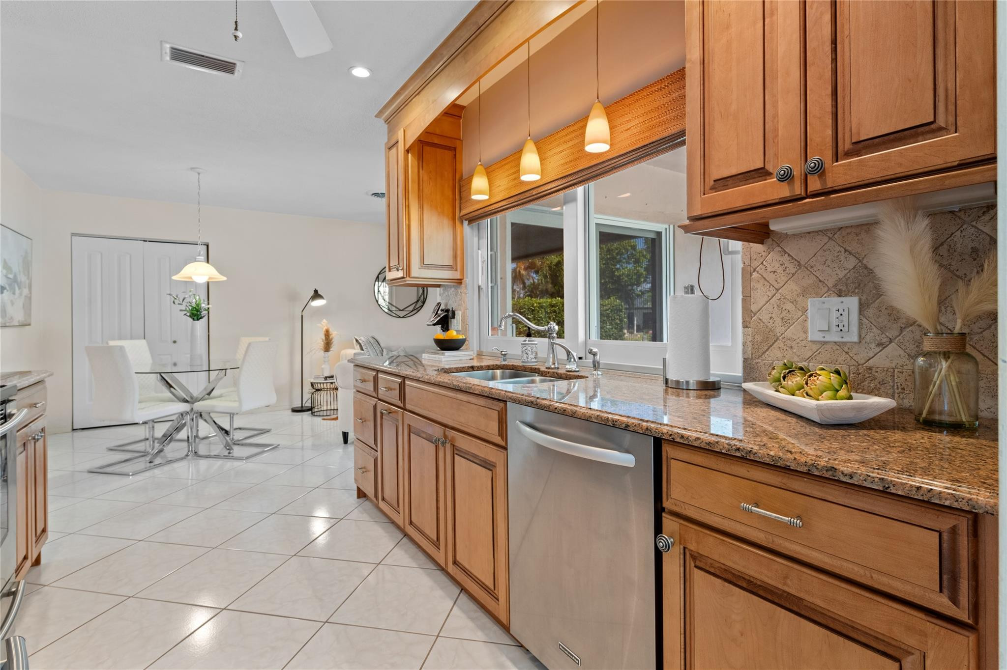 1471 NE 54th Street
