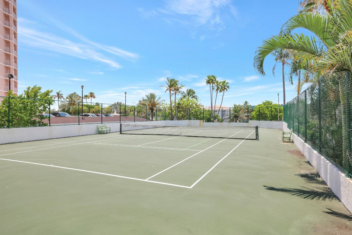 1440 S Ocean Blvd 6c