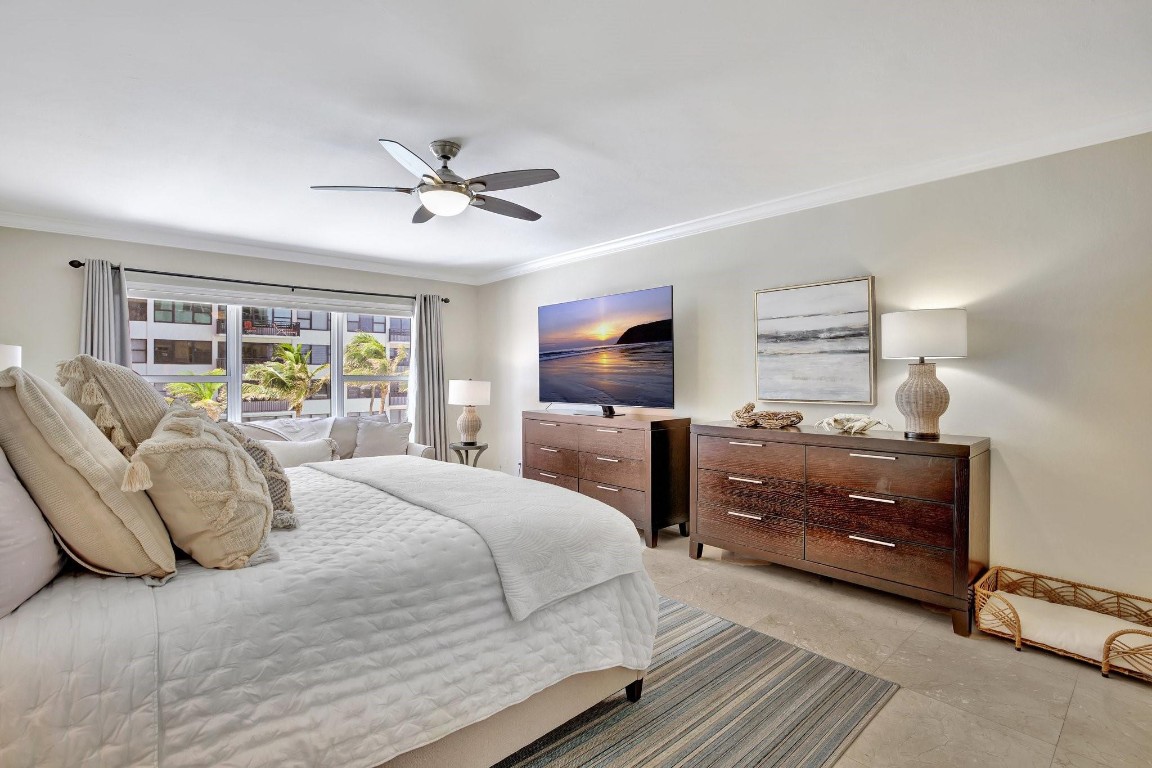 3750 Galt Ocean Dr 211