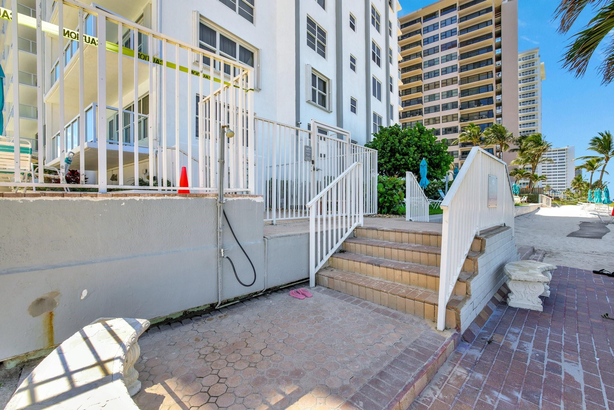 3750 Galt Ocean Dr 211