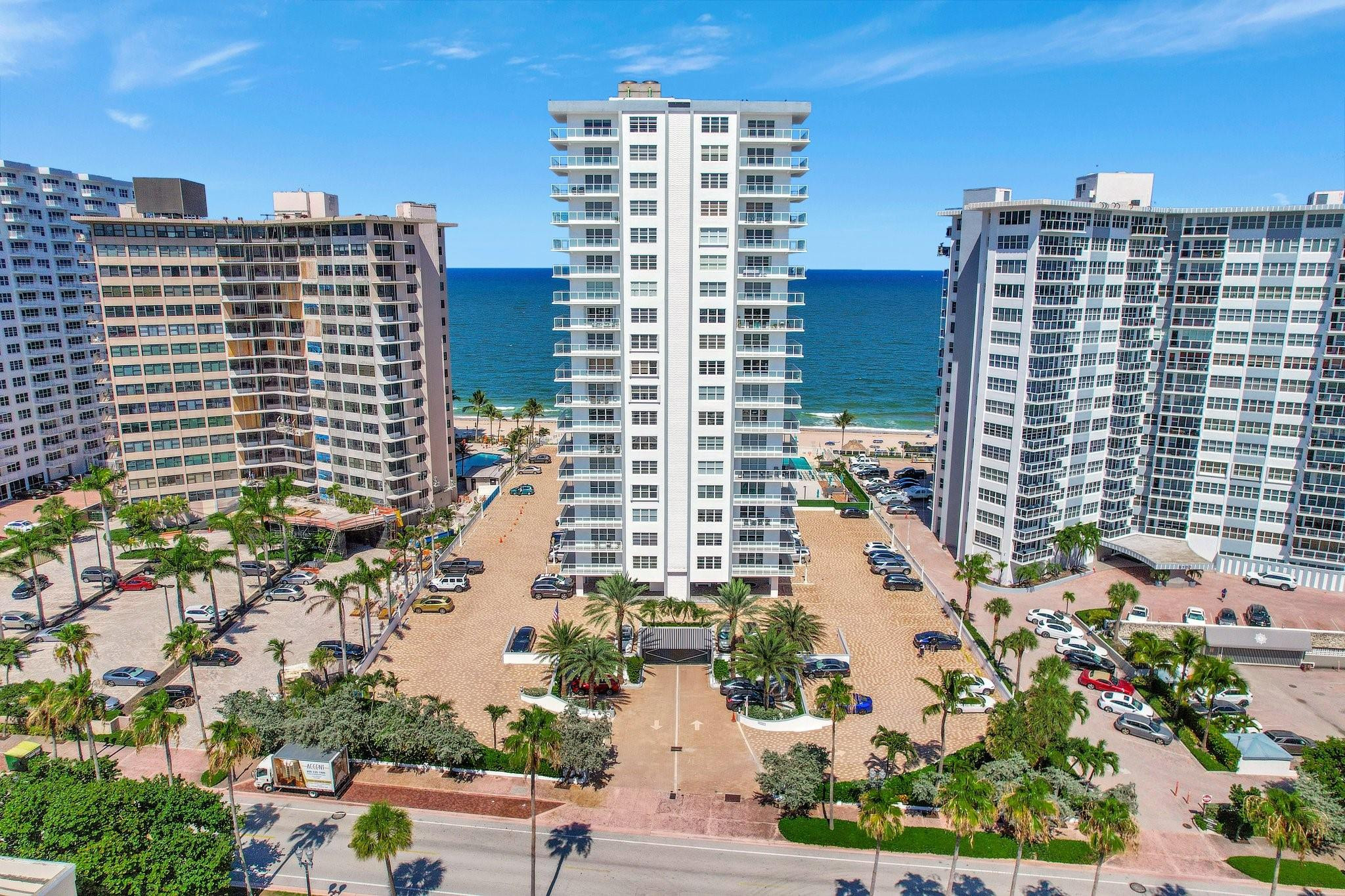 3750 Galt Ocean Dr 211