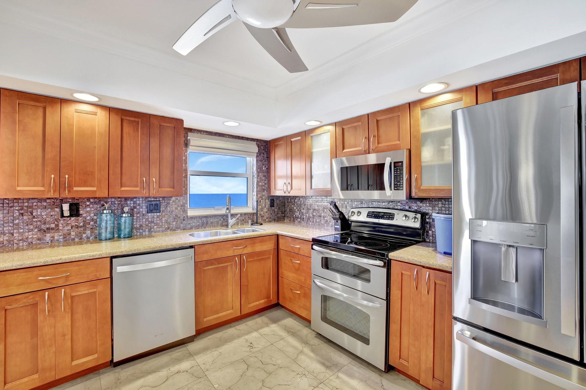 3750 Galt Ocean Dr 211