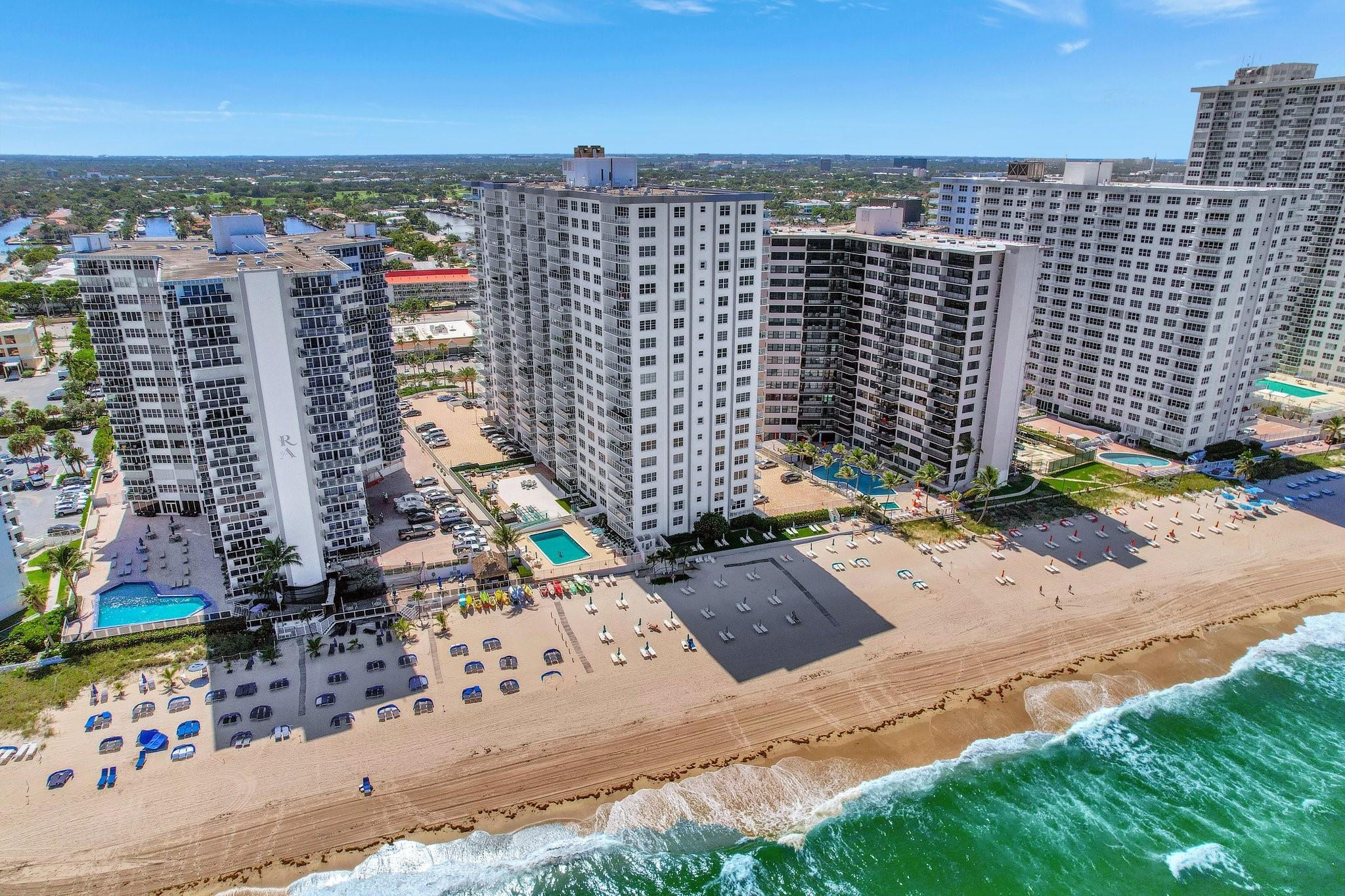 3750 Galt Ocean Dr 211