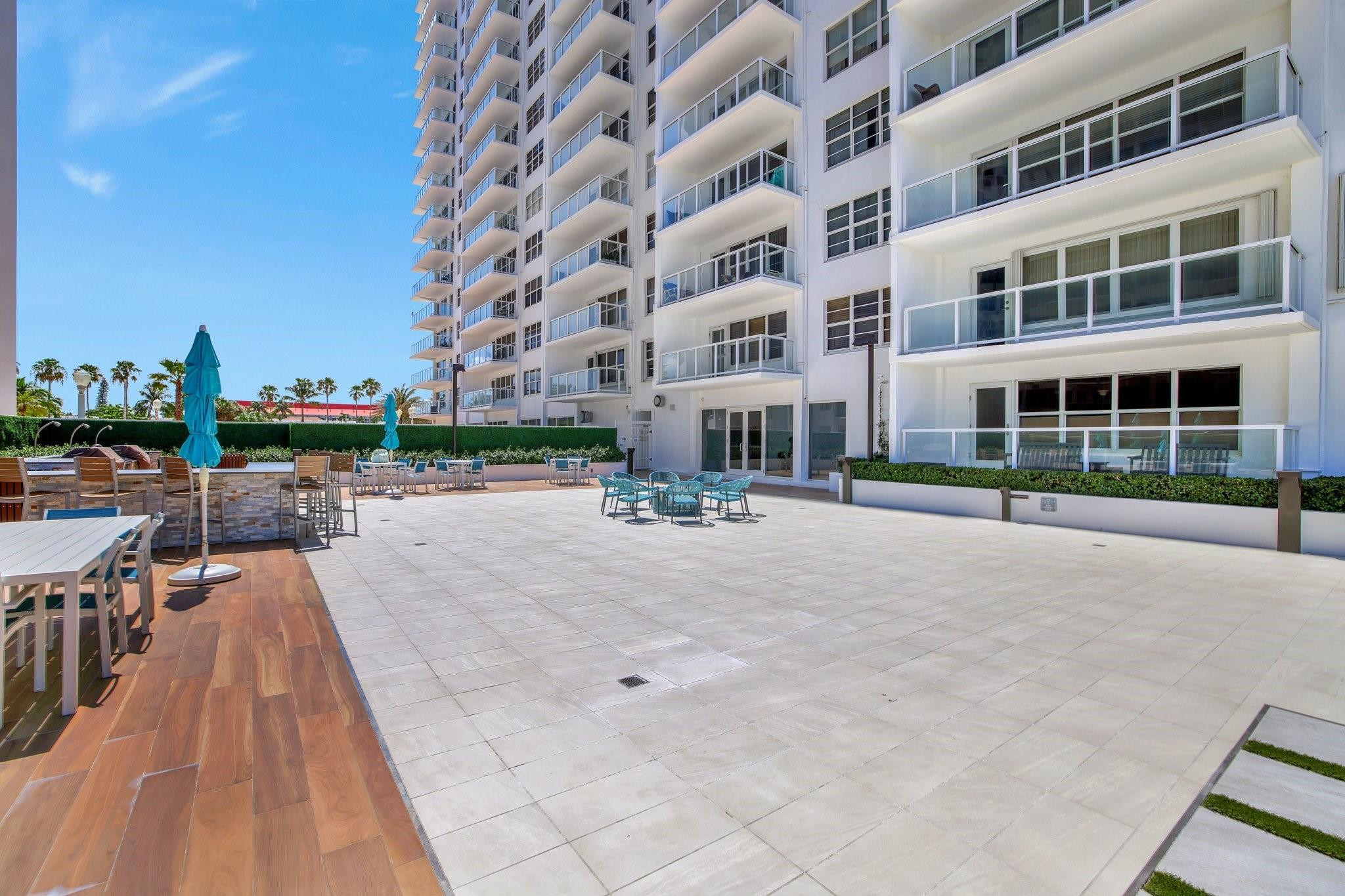 3750 Galt Ocean Dr 211