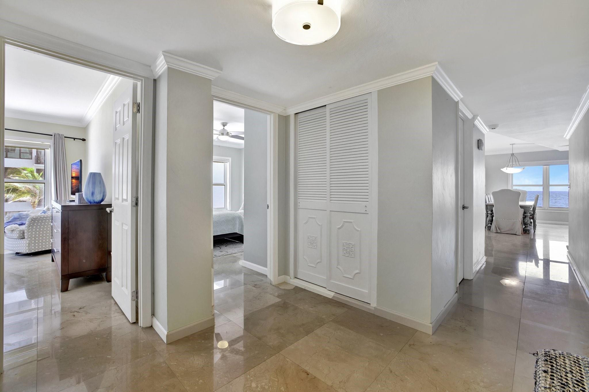 3750 Galt Ocean Dr 211