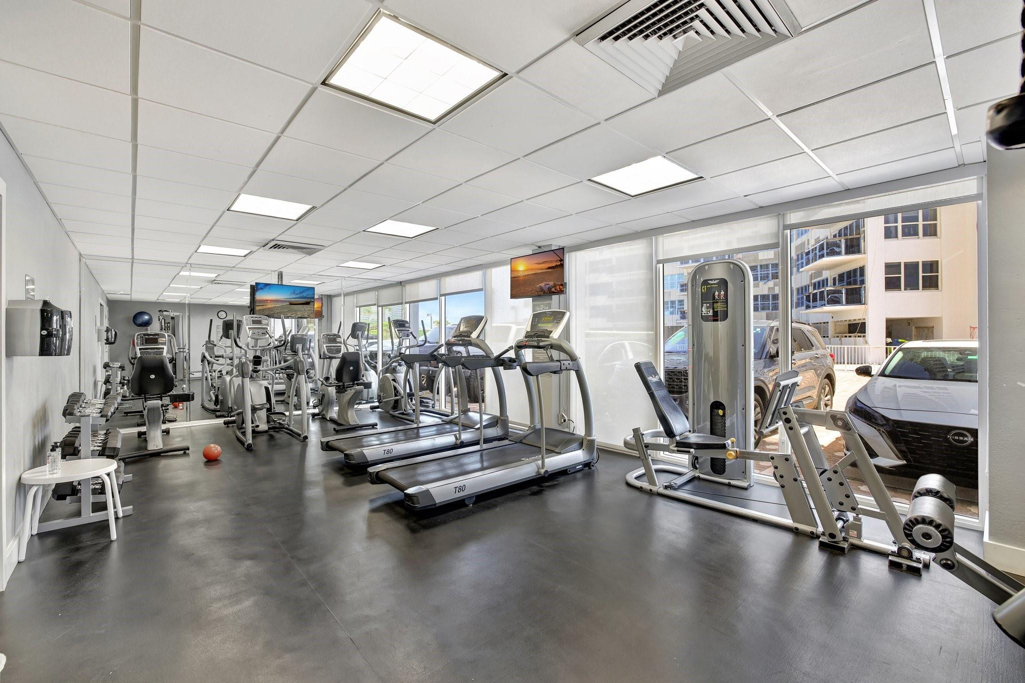 3750 Galt Ocean Dr 211