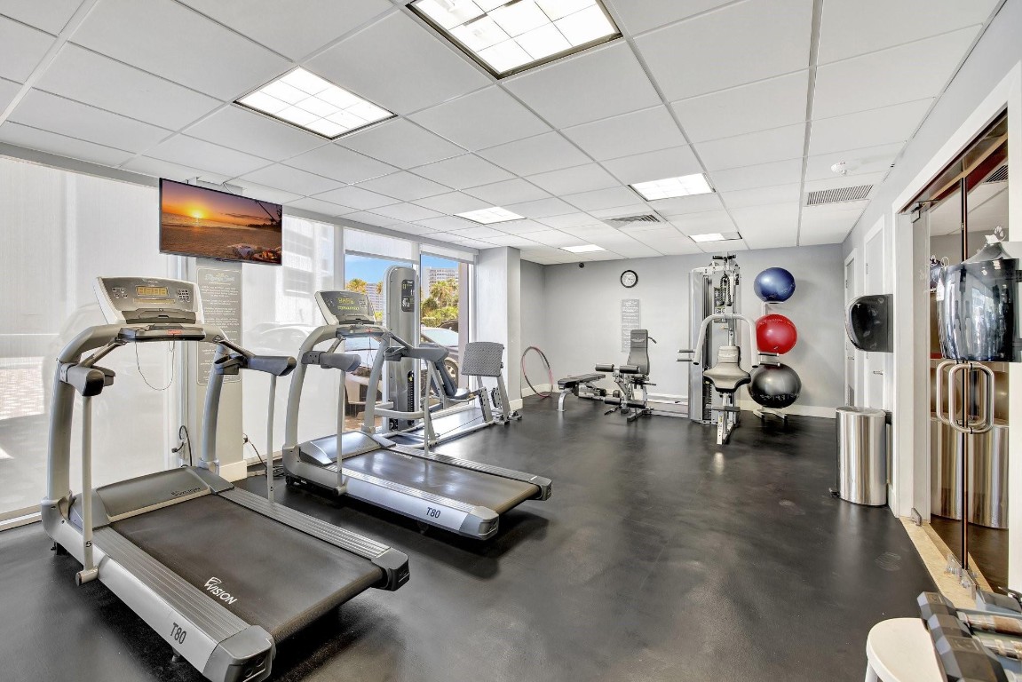 3750 Galt Ocean Dr 211