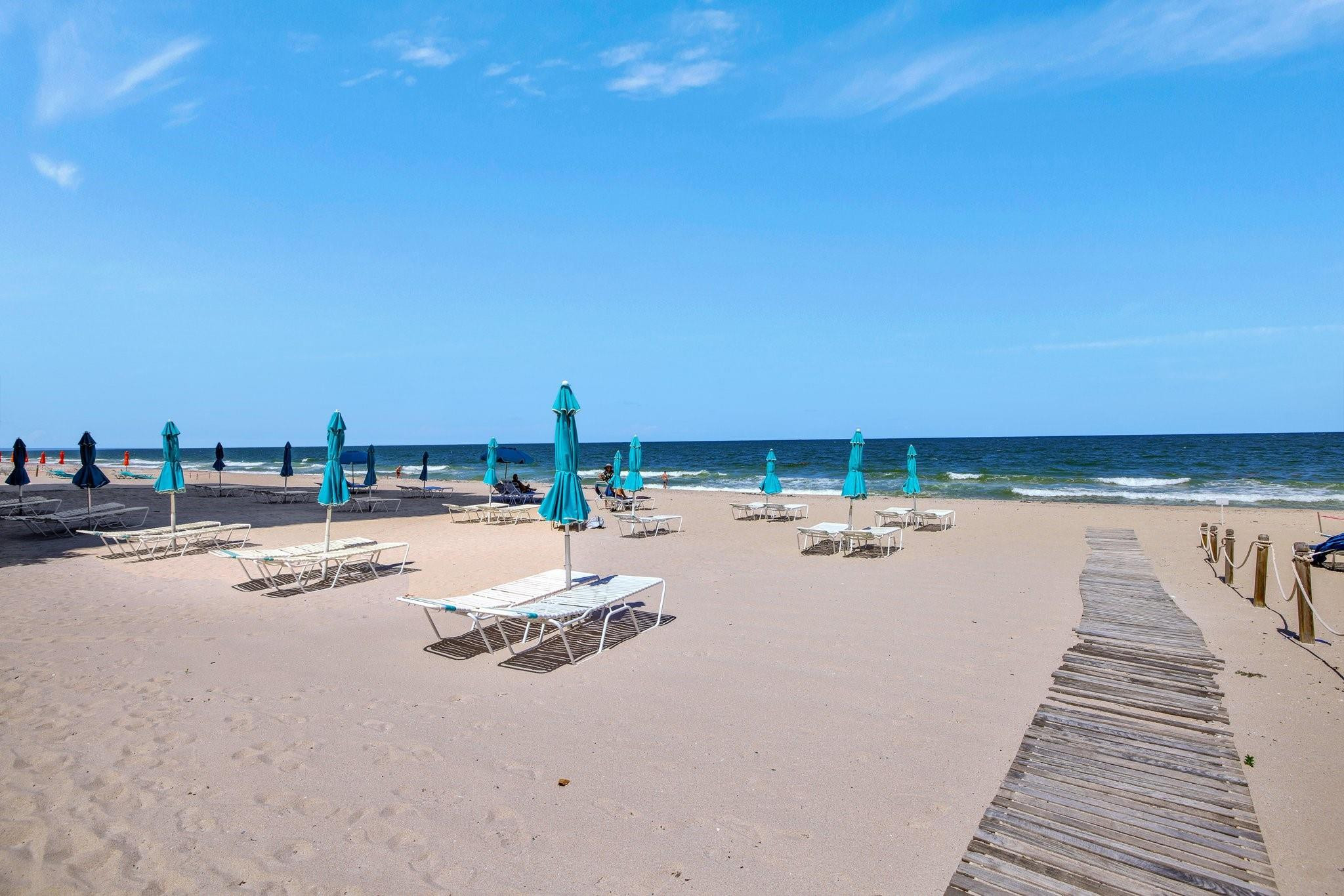 3750 Galt Ocean Dr 211