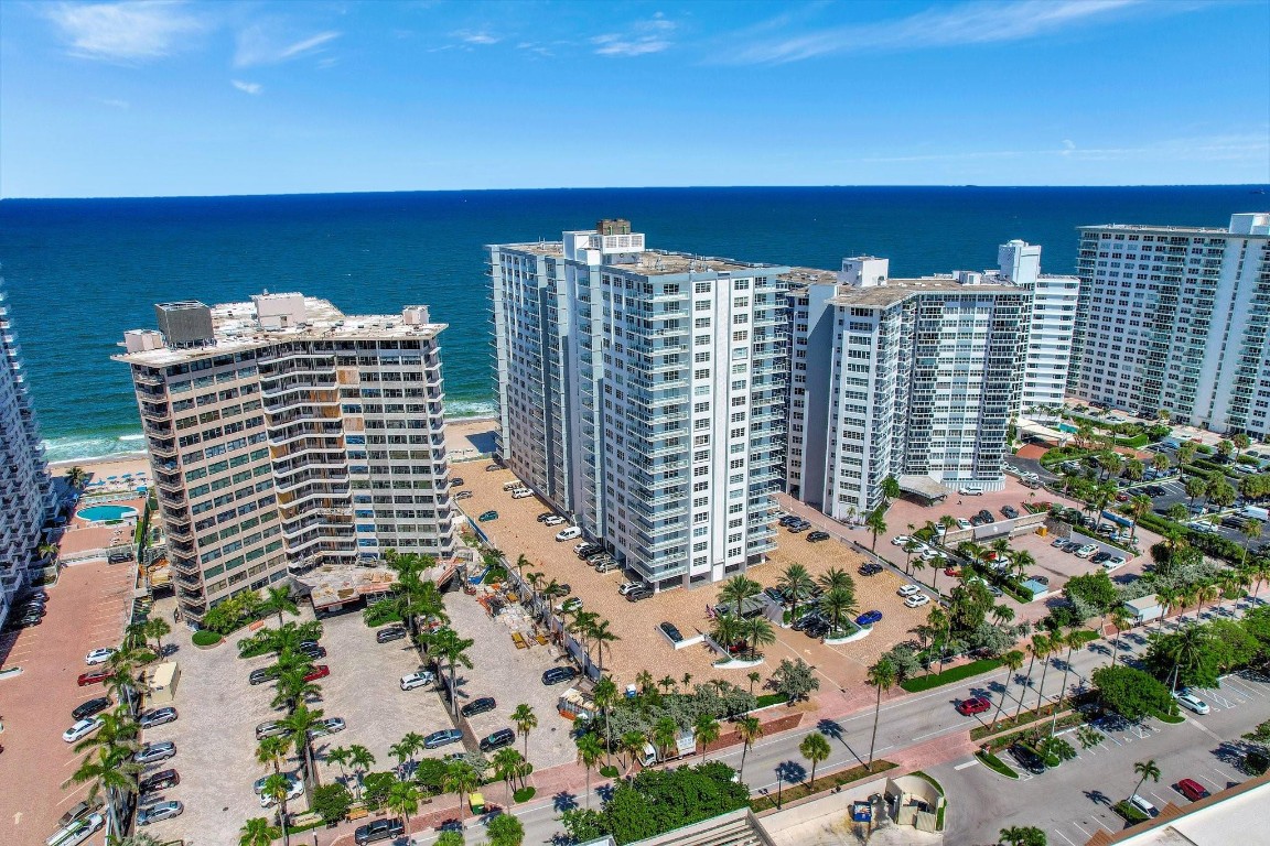 3750 Galt Ocean Dr 211