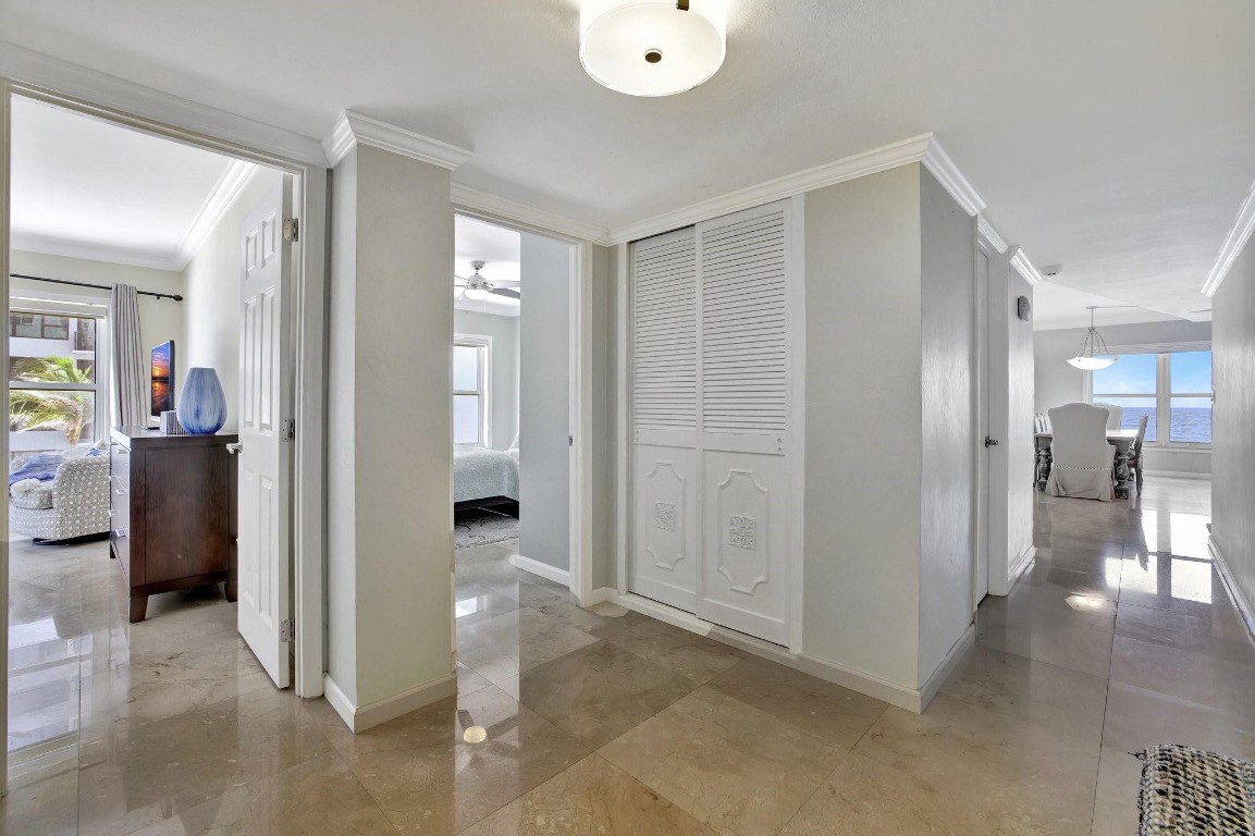 3750 Galt Ocean Dr 211