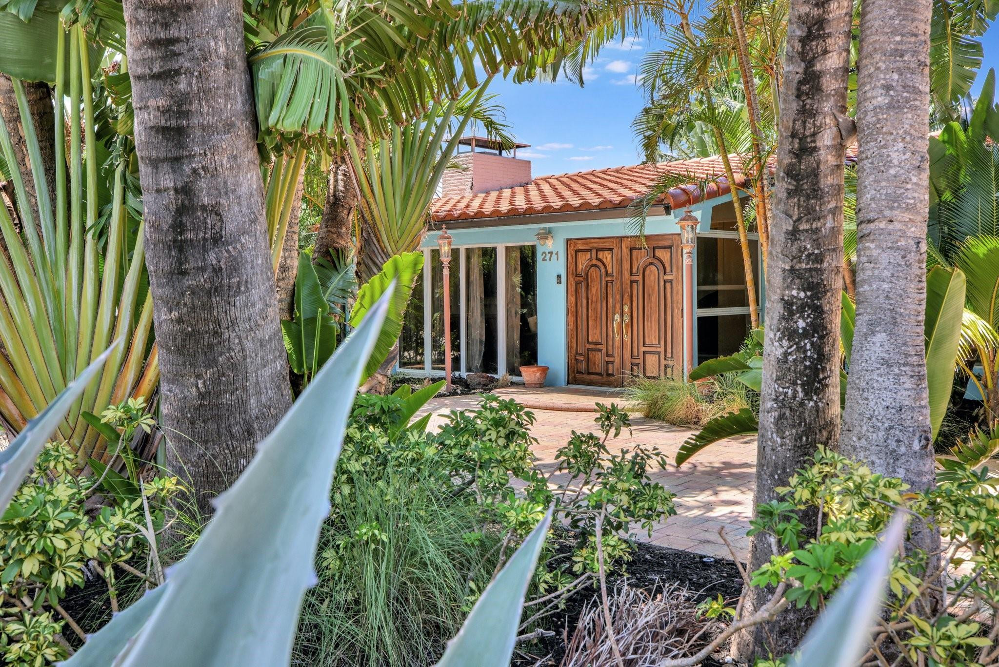 271 Capri Ave