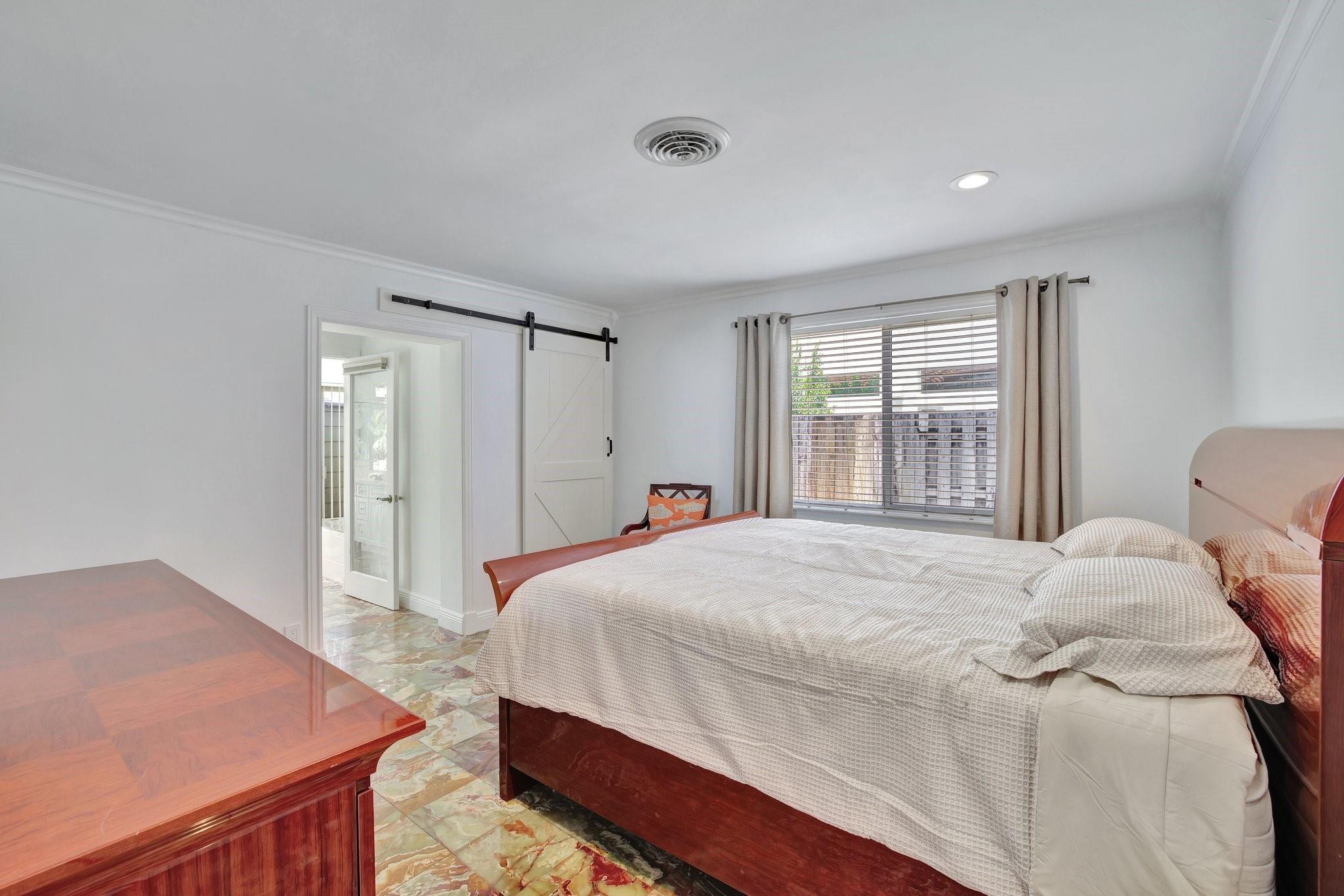 271 Capri Ave
