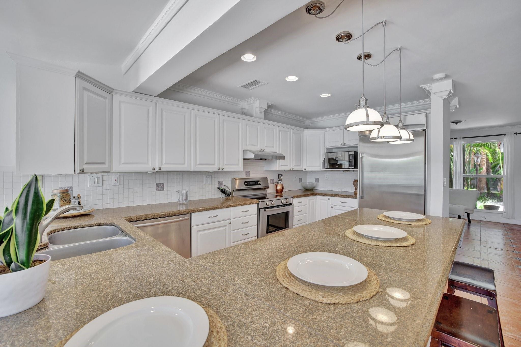 271 Capri Ave