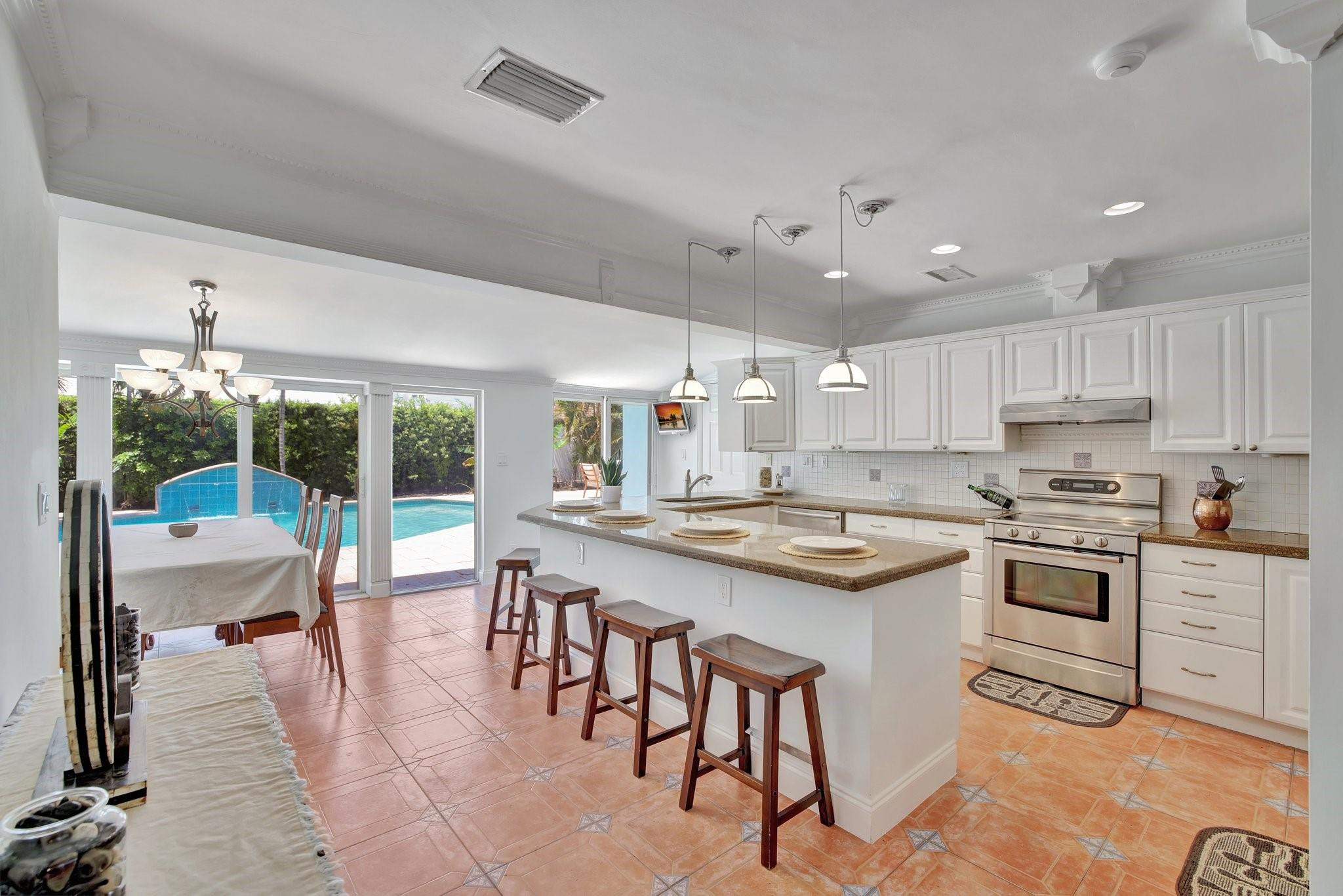 271 Capri Ave