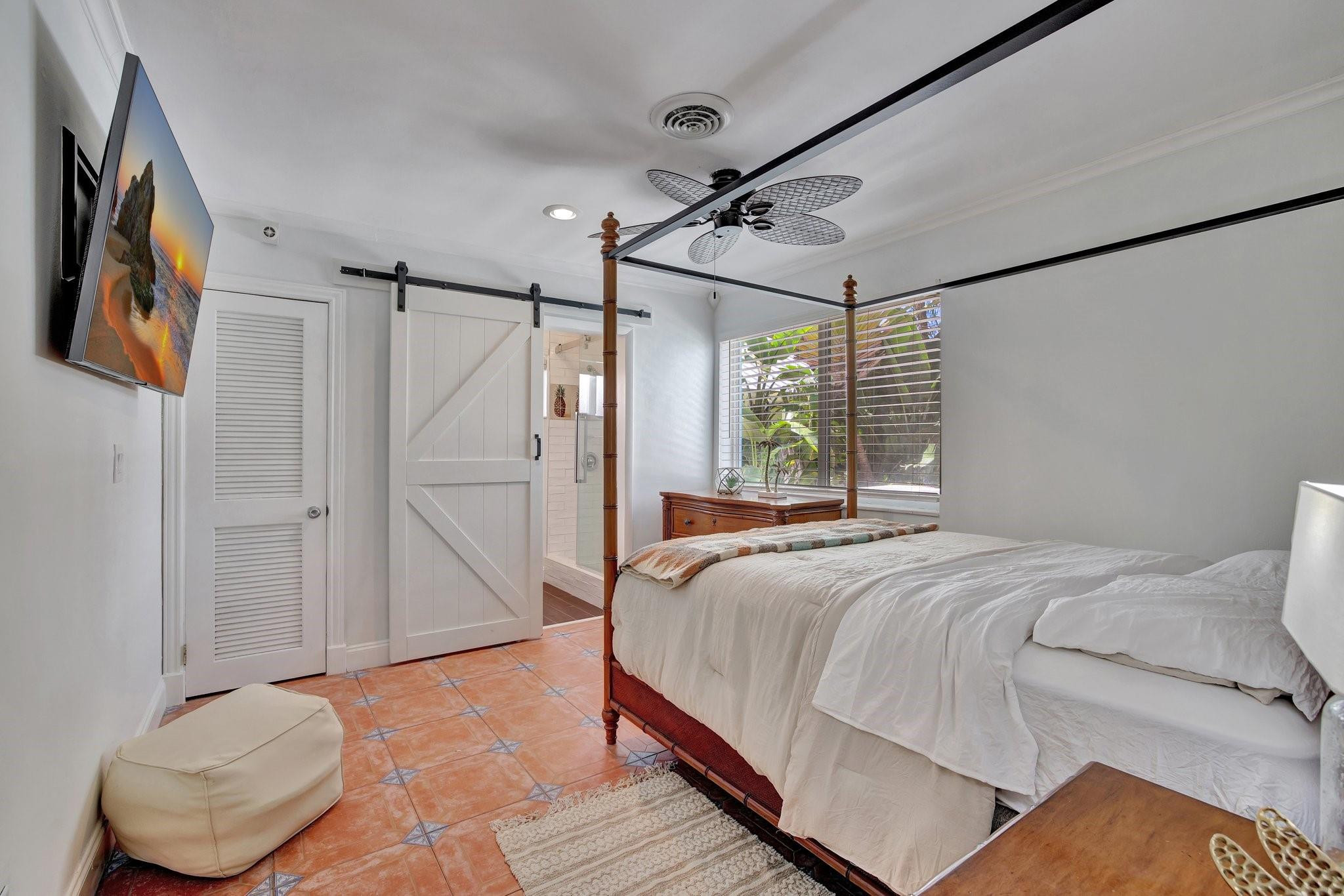 271 Capri Ave