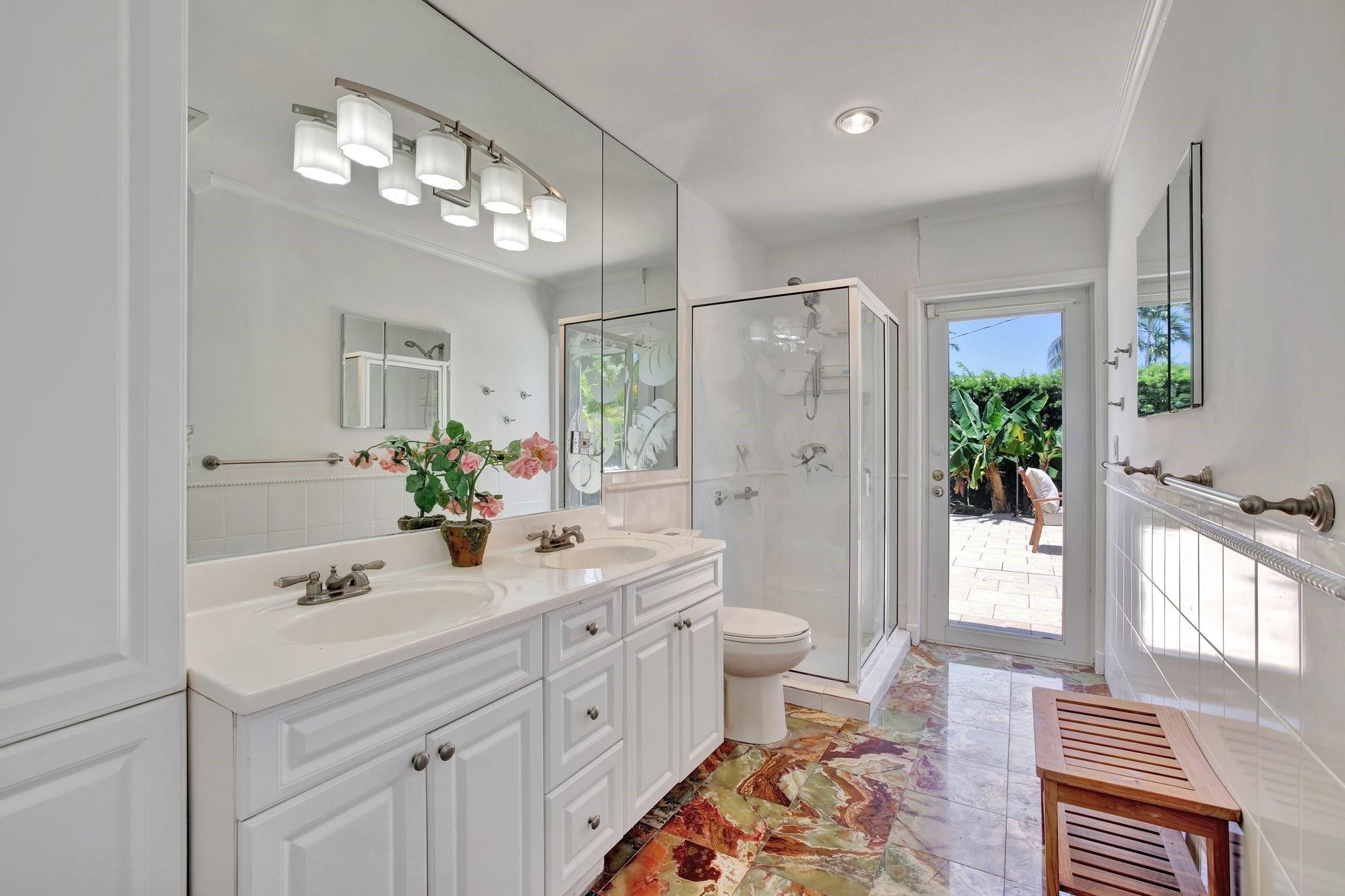 271 Capri Ave