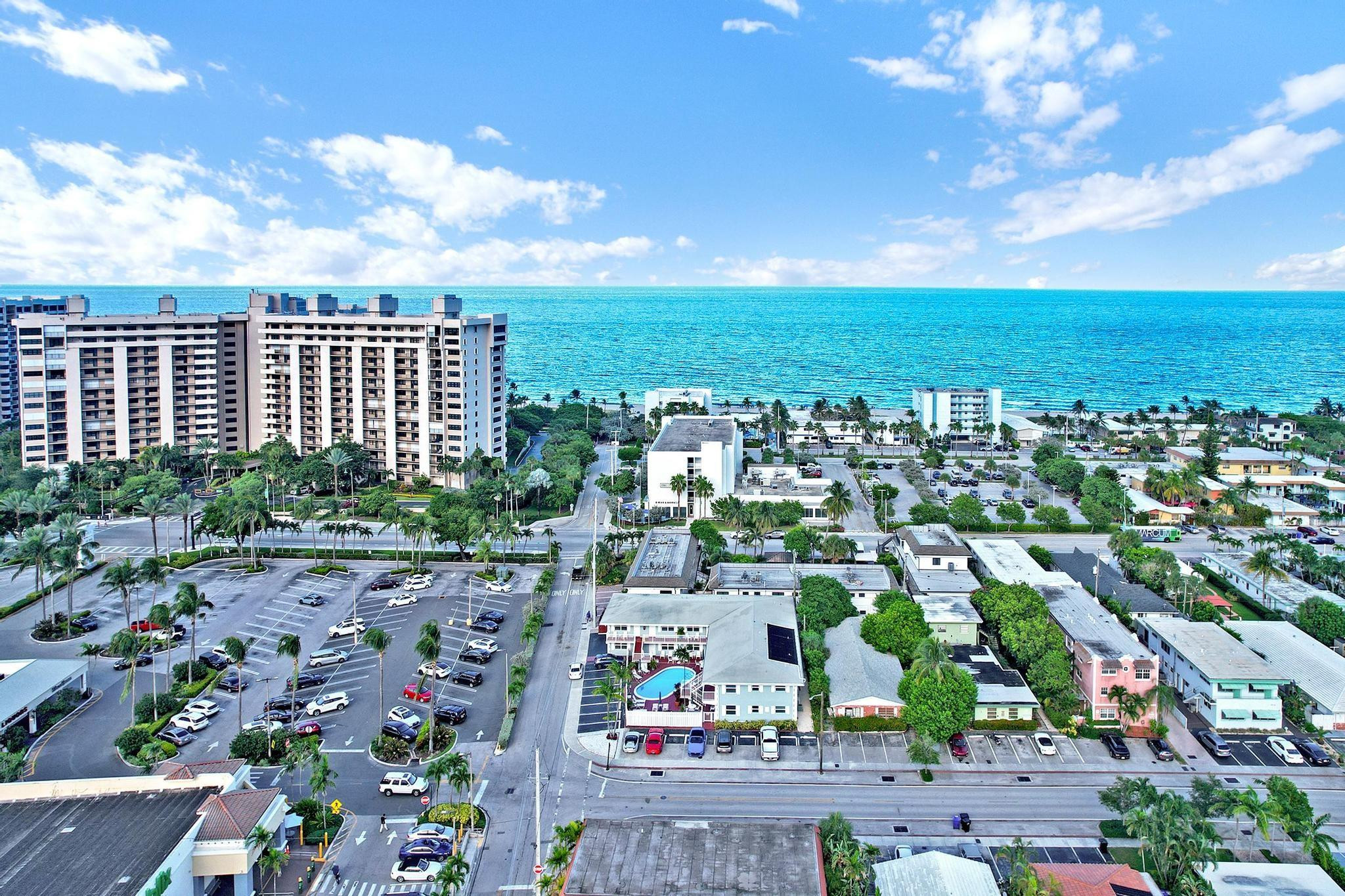 4658 Bougainvilla Drive 60, Lauderdale-By-The-Sea Unit: 60