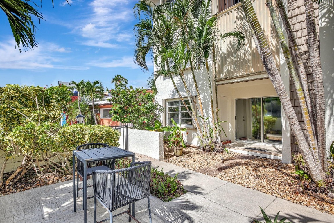 4143 N Ocean Blvd 101