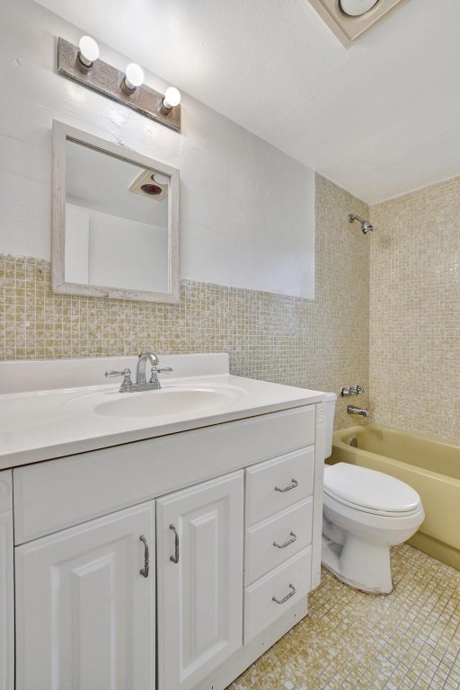 4143 N Ocean Blvd 101