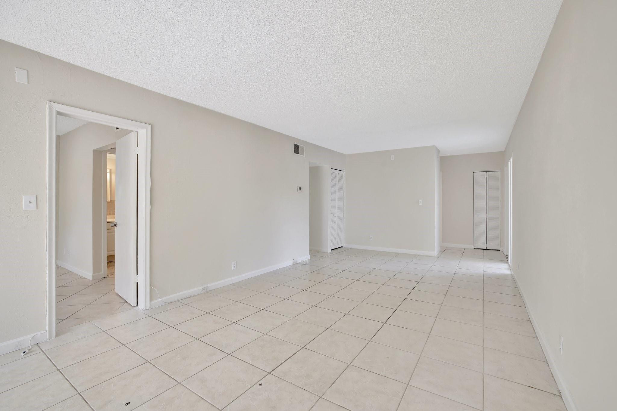 4143 N Ocean Blvd 101
