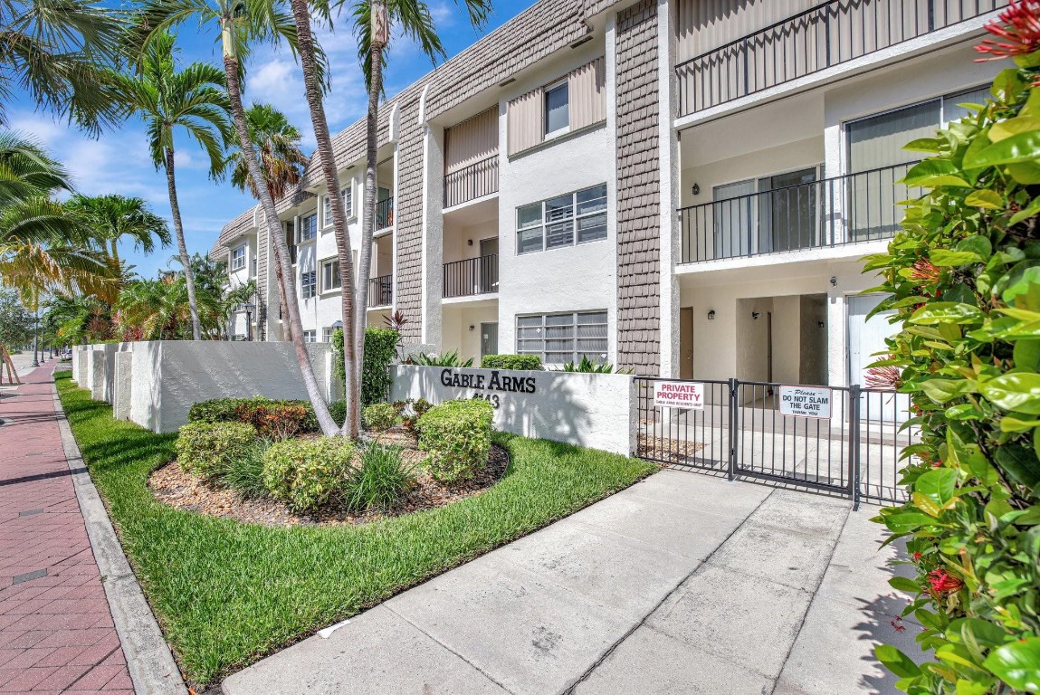 4143 N Ocean Blvd 101