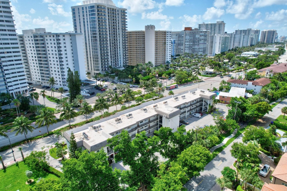 4143 N Ocean Blvd 101