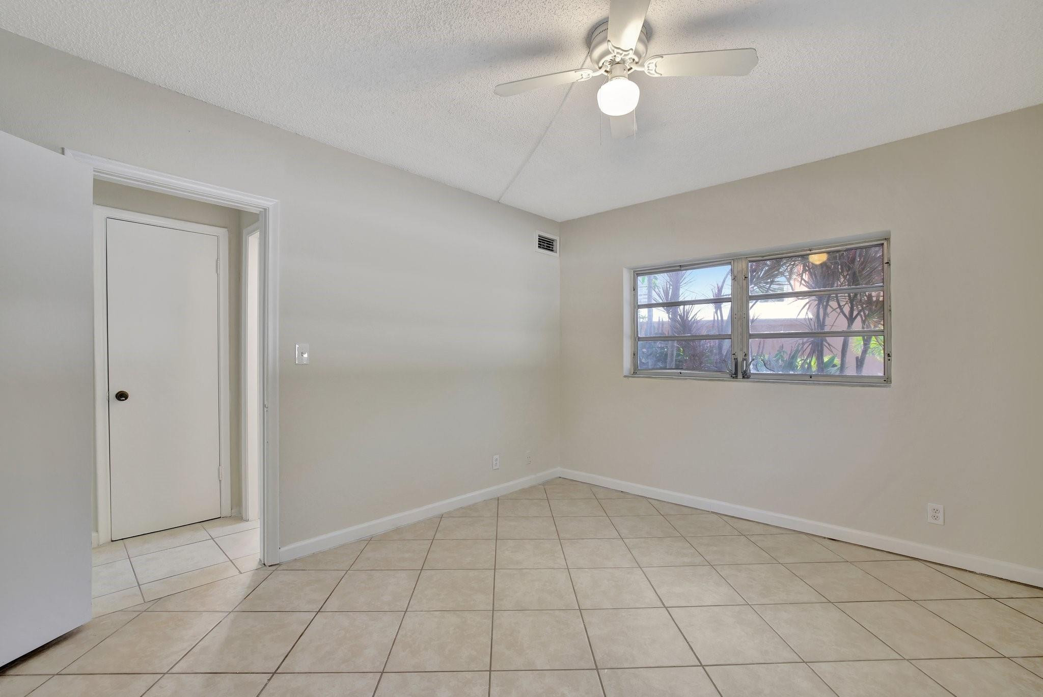 4143 N Ocean Blvd 101