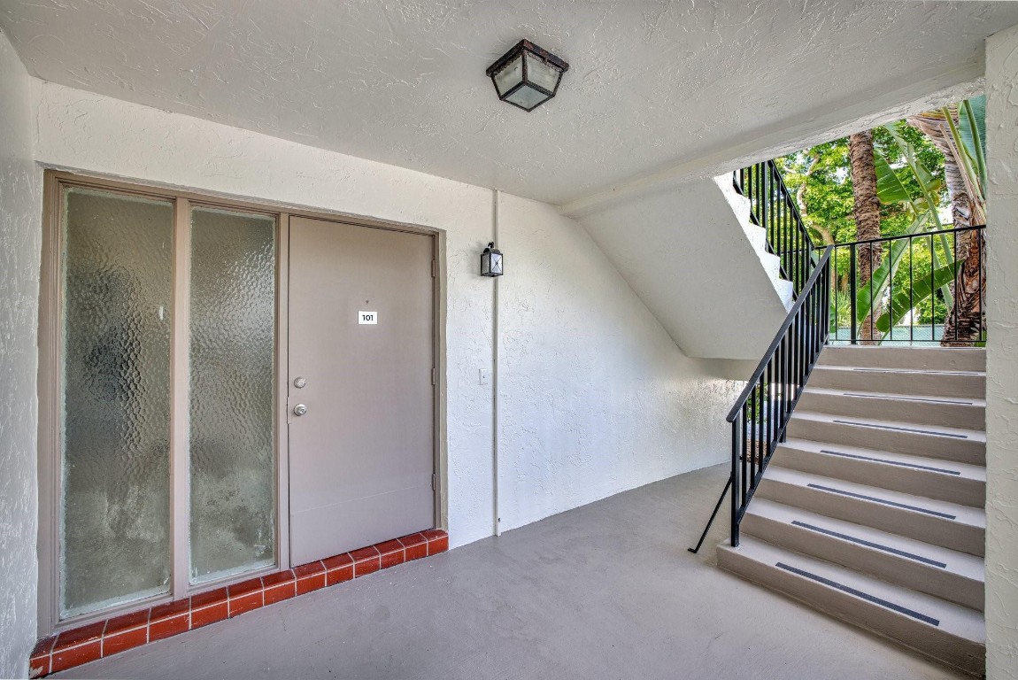 4143 N Ocean Blvd 101