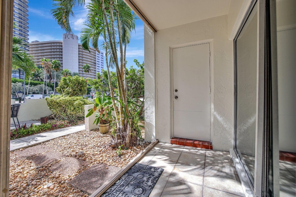 4143 N Ocean Blvd 101