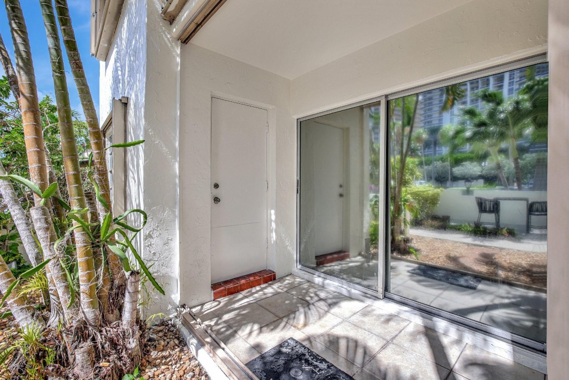 4143 N Ocean Blvd 101