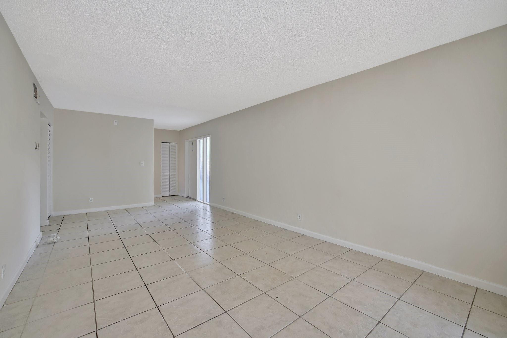 4143 N Ocean Blvd 101