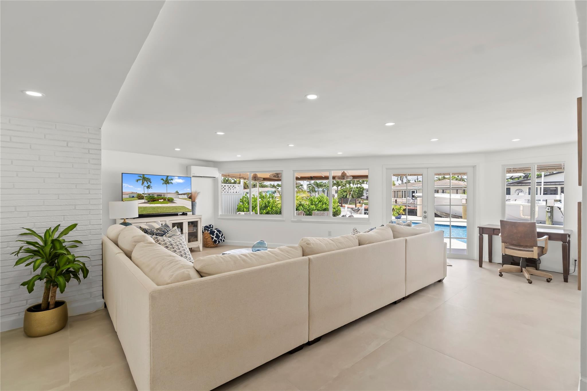 441 SE 8th Avenue