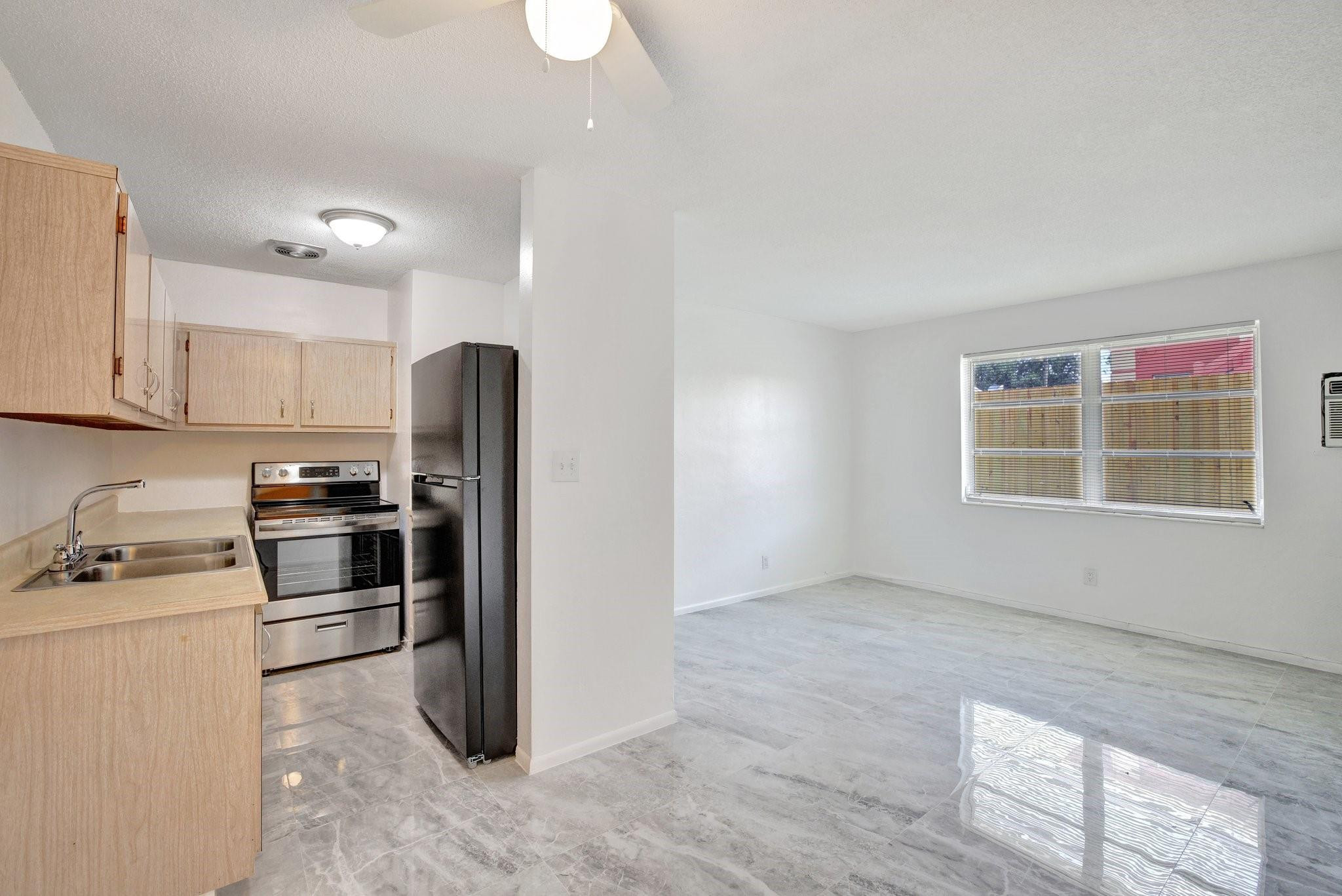 5120 NE 18th Ave 2